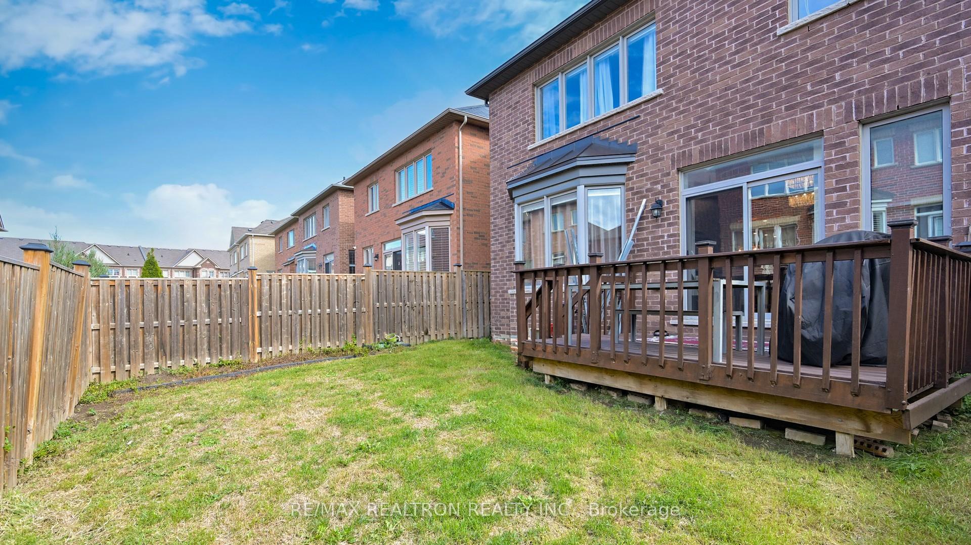 Photo 50 of 94 Henry Bauer Avenue, Markham, Berczy — HOMEH