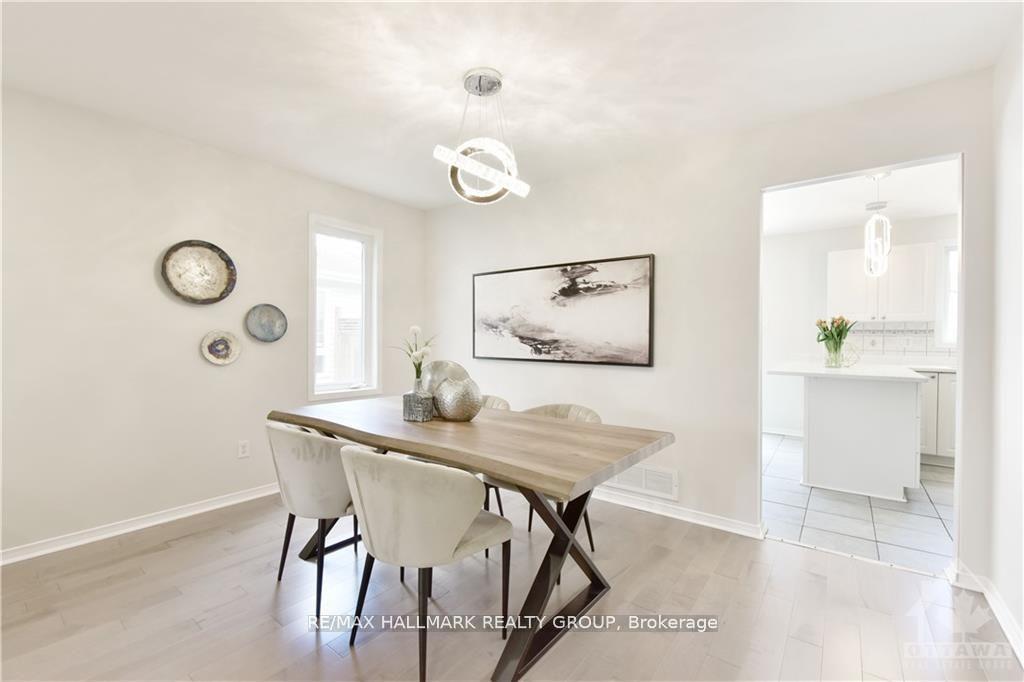 Photo 4 of 1316 Halton Terrace, Ottawa, Kanata - Morgan's Grant/South March — HOMEH