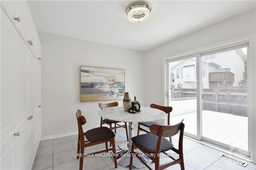 Photo 8 of 1316 Halton Terrace, Ottawa, Kanata - Morgan's Grant/South March — HOMEH