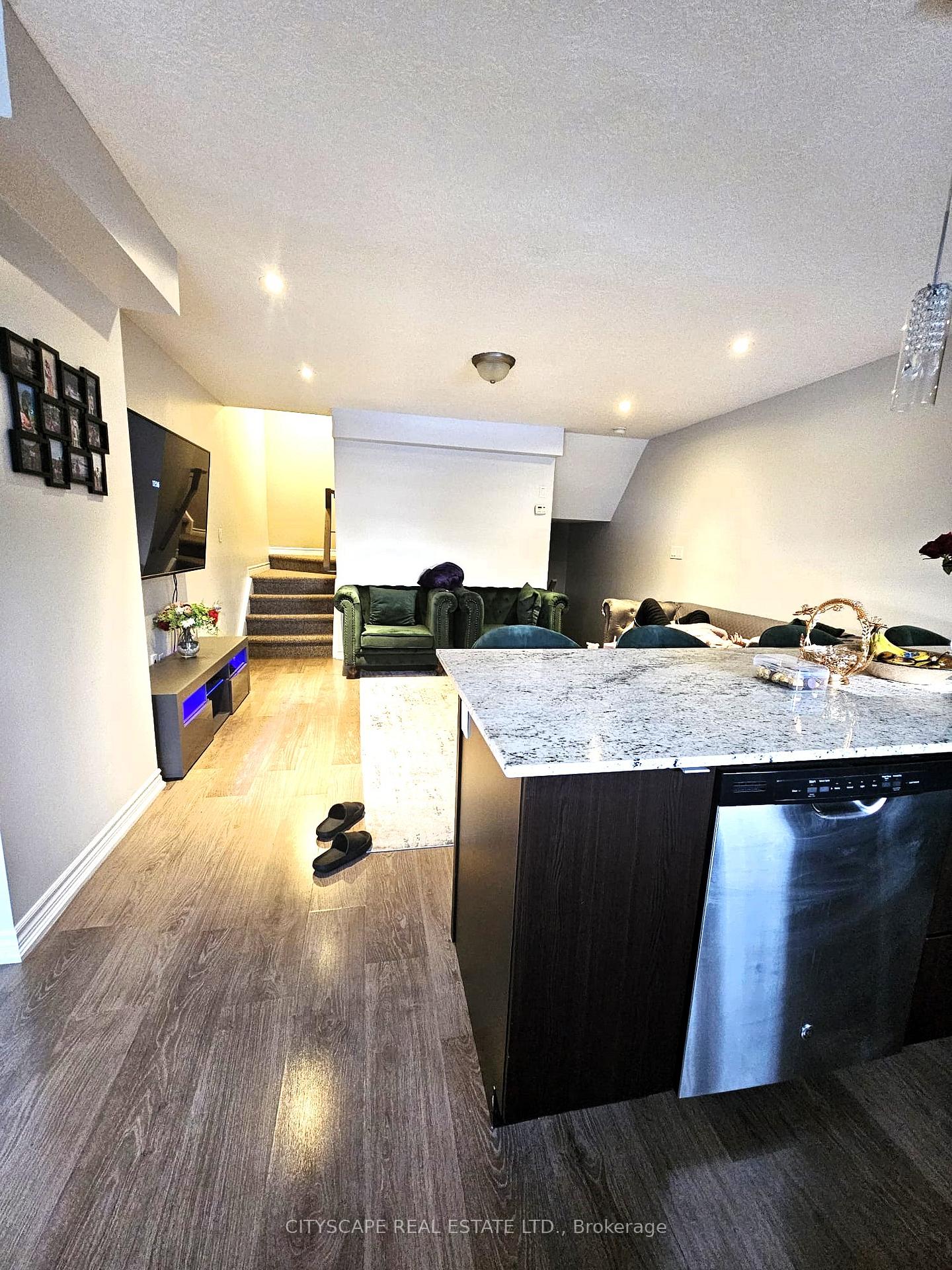Photo 4 of Unit 84, 701 Homer Watson Boulevard, Kitchener — HOMEH