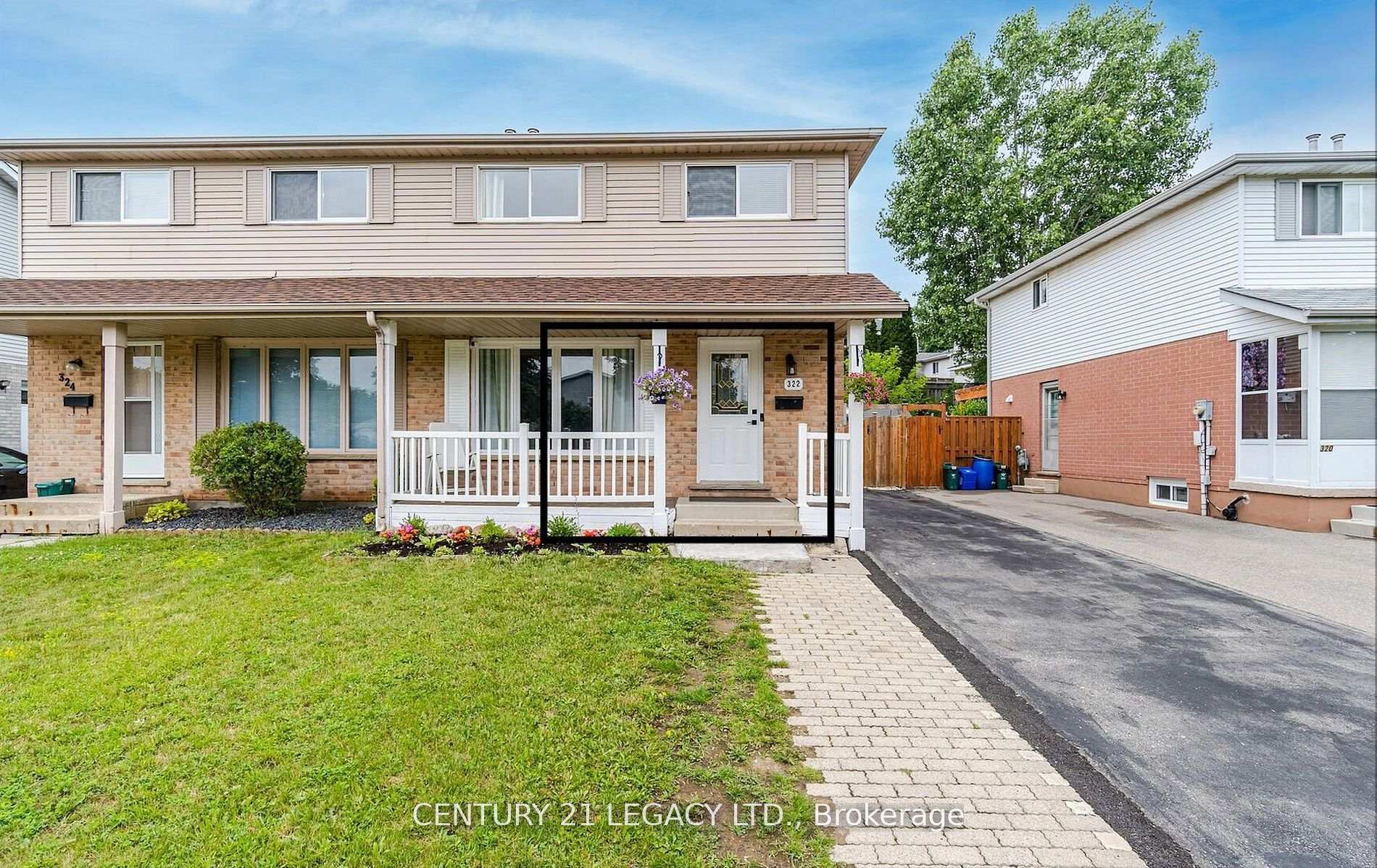 Front of 322 Benesfort Crescent
