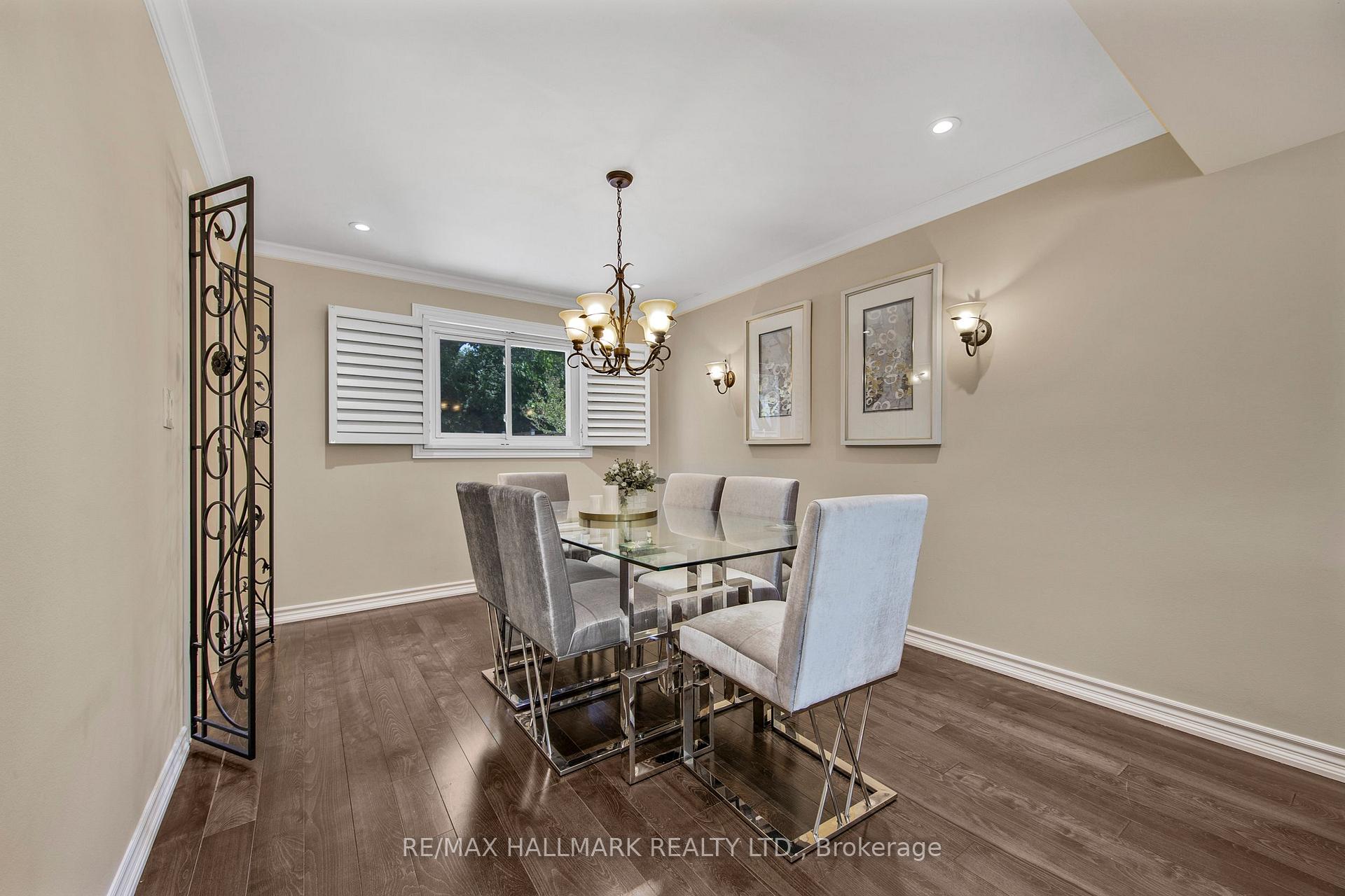 Photo 11 of 134 Romfield Circuit, Markham, Royal Orchard — HOMEH