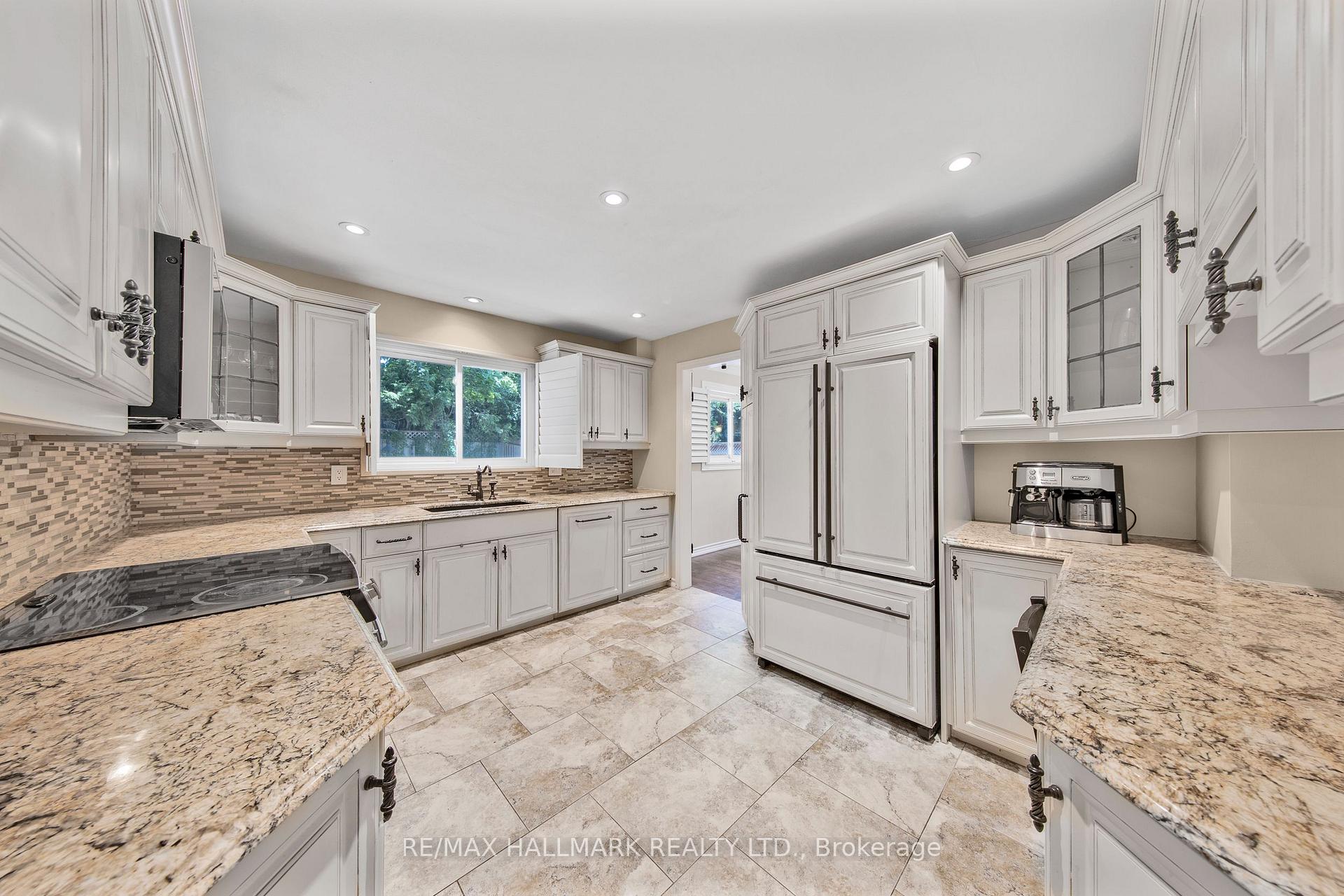 Photo 17 of 134 Romfield Circuit, Markham, Royal Orchard — HOMEH