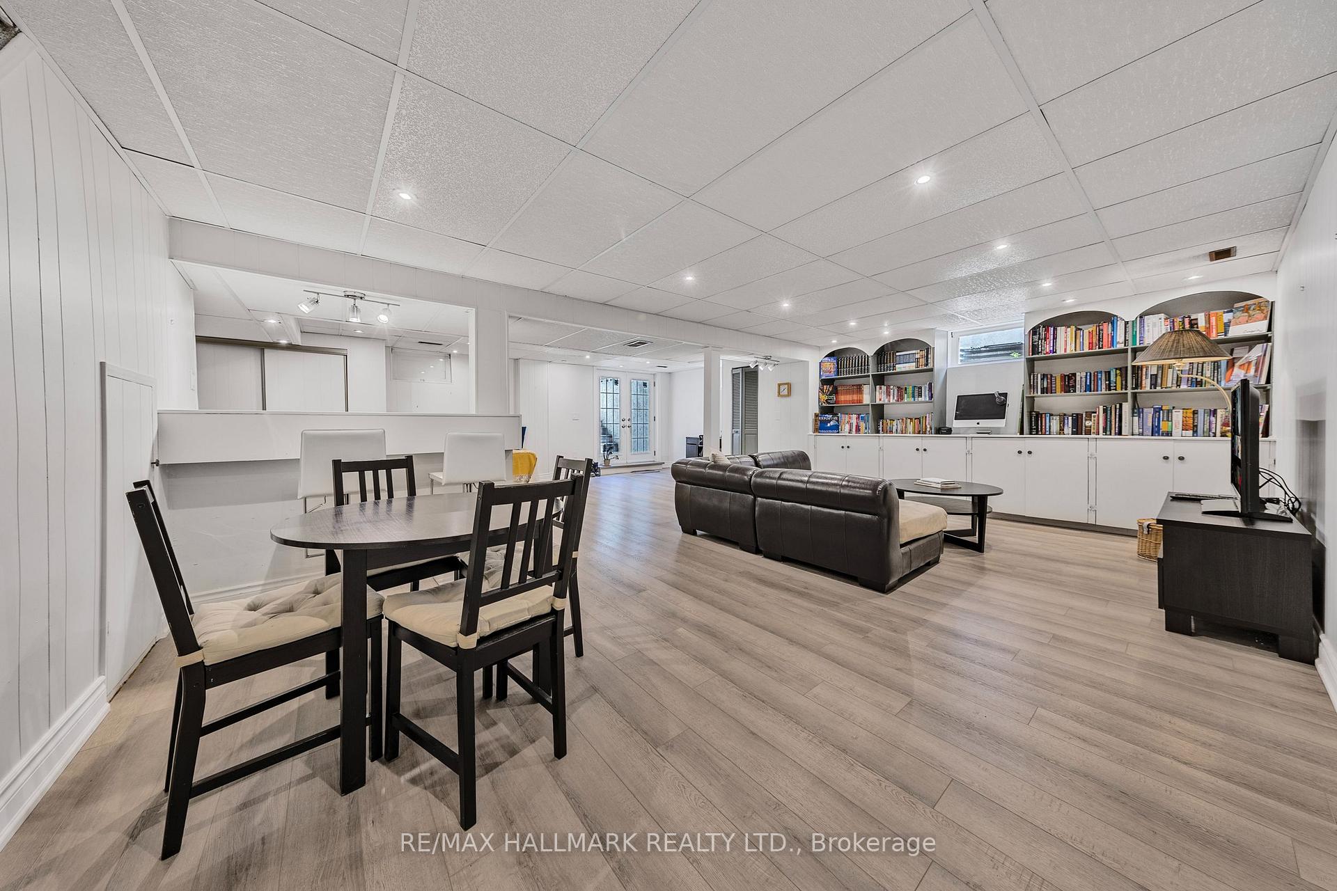 Photo 40 of 134 Romfield Circuit, Markham, Royal Orchard — HOMEH