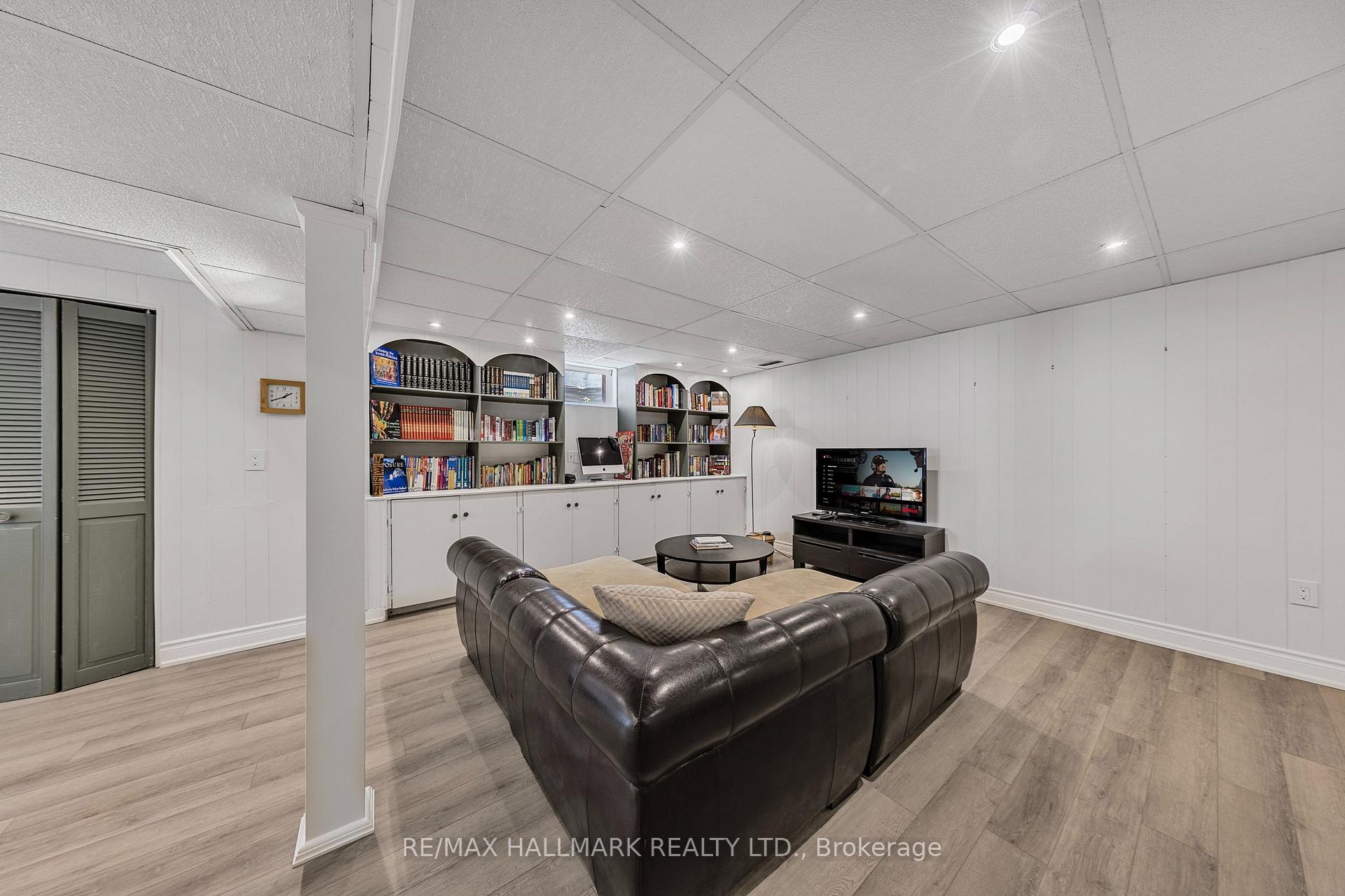 Photo 41 of 134 Romfield Circuit, Markham, Royal Orchard — HOMEH
