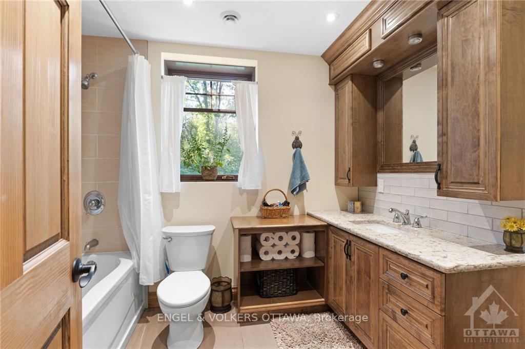 Photo 11 of 2450 River Road, Ottawa, Manotick East to Manotick Station — HOMEH