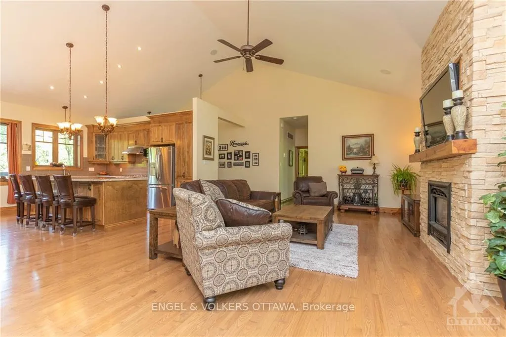 Photo 20 of 2450 River Road, Ottawa, Manotick East to Manotick Station — HOMEH