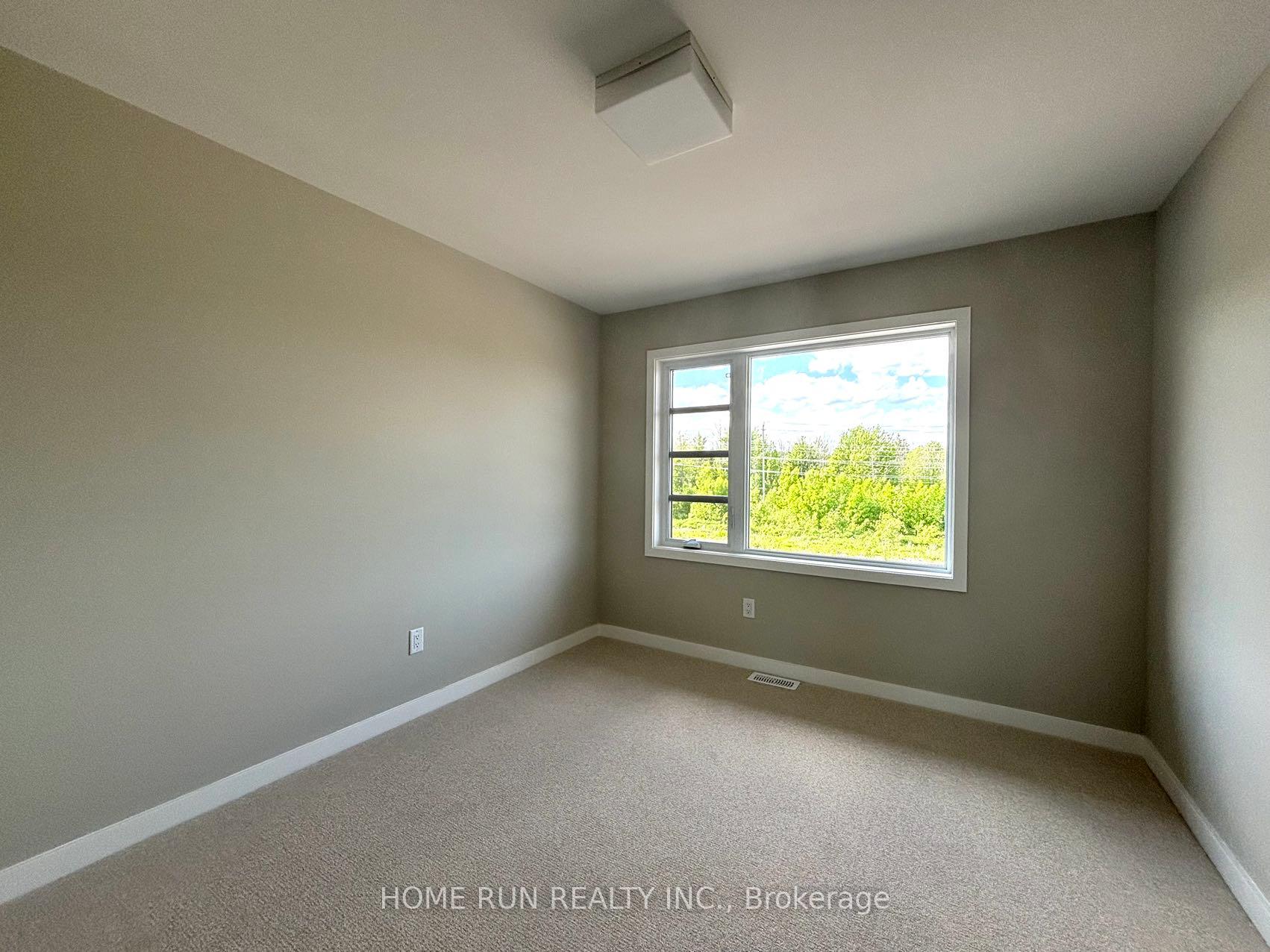 Photo 20 of 1074 Kitigan Grove, Ottawa, Kanata - Kanata Lakes/Heritage Hills — HOMEH