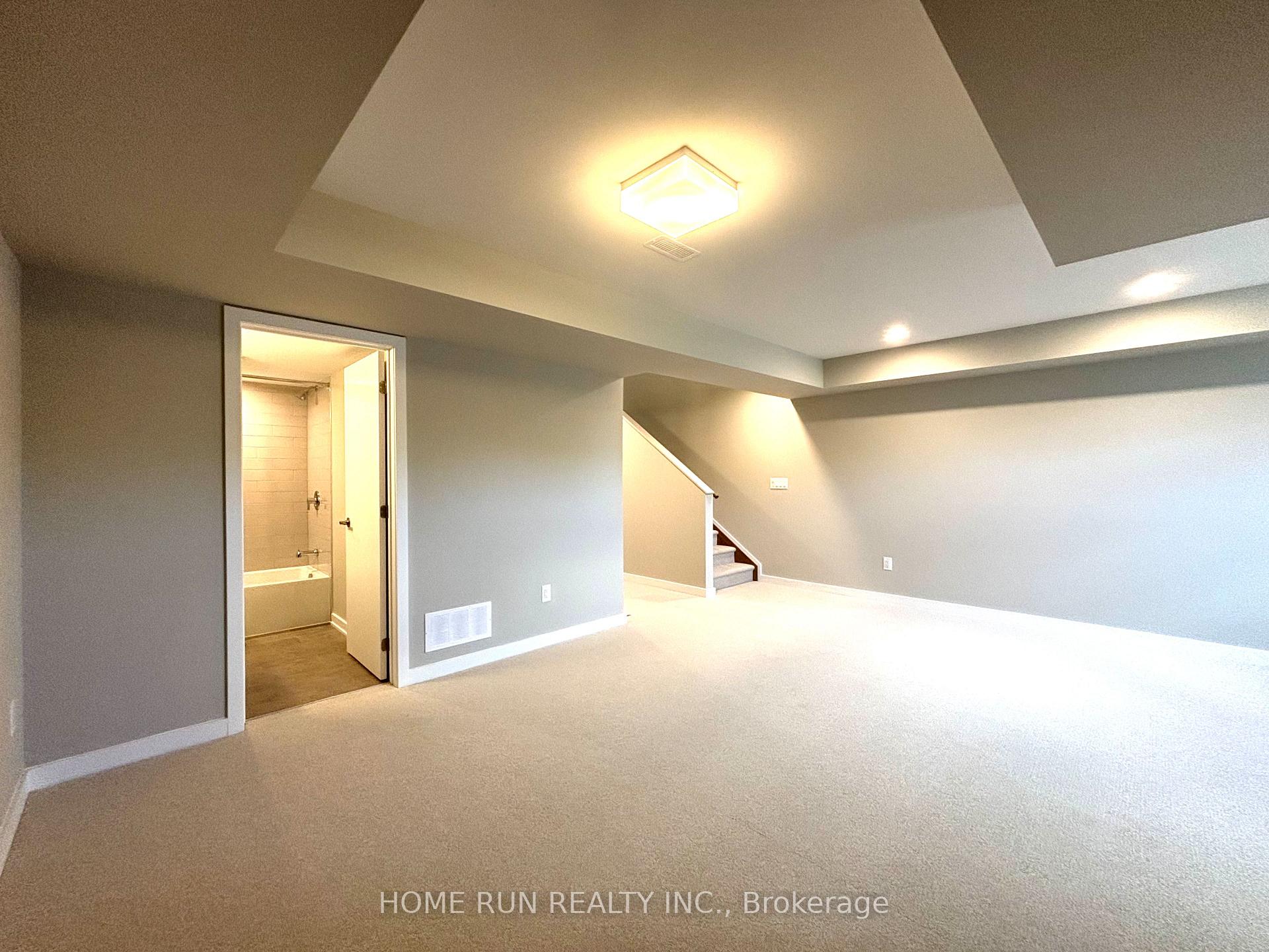 Photo 26 of 1074 Kitigan Grove, Ottawa, Kanata - Kanata Lakes/Heritage Hills — HOMEH