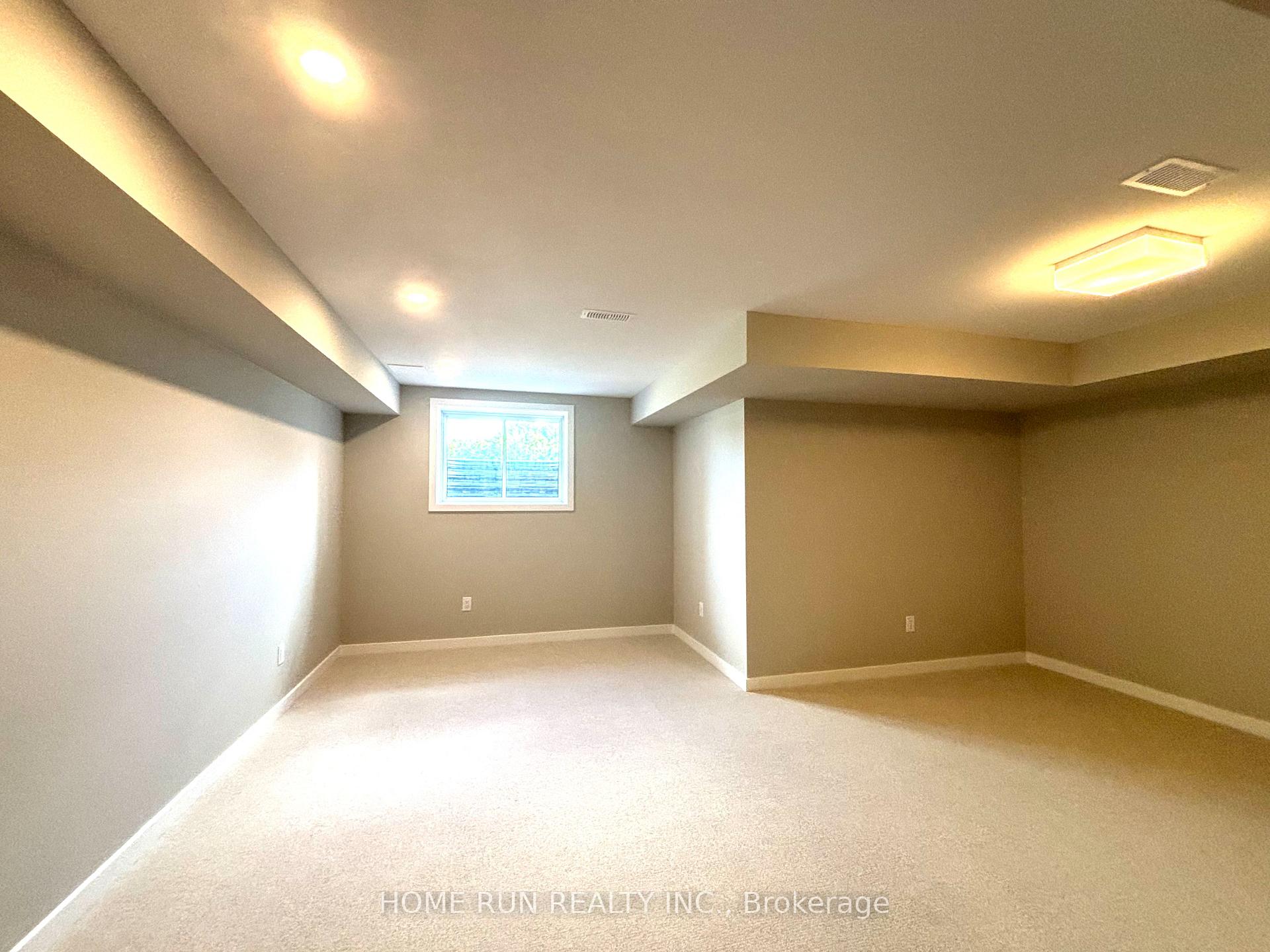 Photo 27 of 1074 Kitigan Grove, Ottawa, Kanata - Kanata Lakes/Heritage Hills — HOMEH