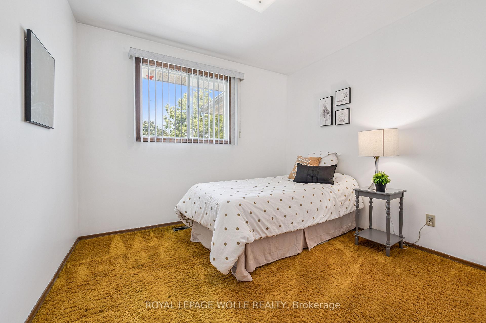 Photo 16 of 215 Westheights Drive, Kitchener — HOMEH