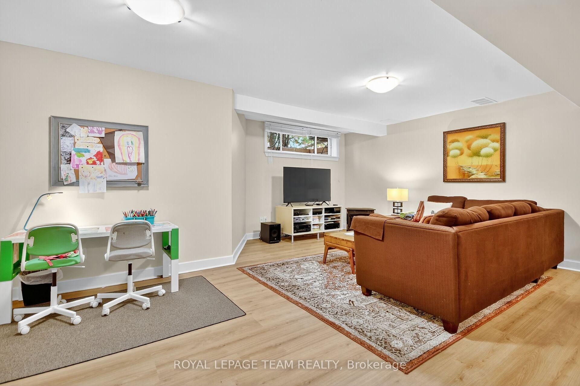 Photo 32 of 46 Turtle Point Private, Ottawa, Kanata - Morgan's Grant/South March — HOMEH