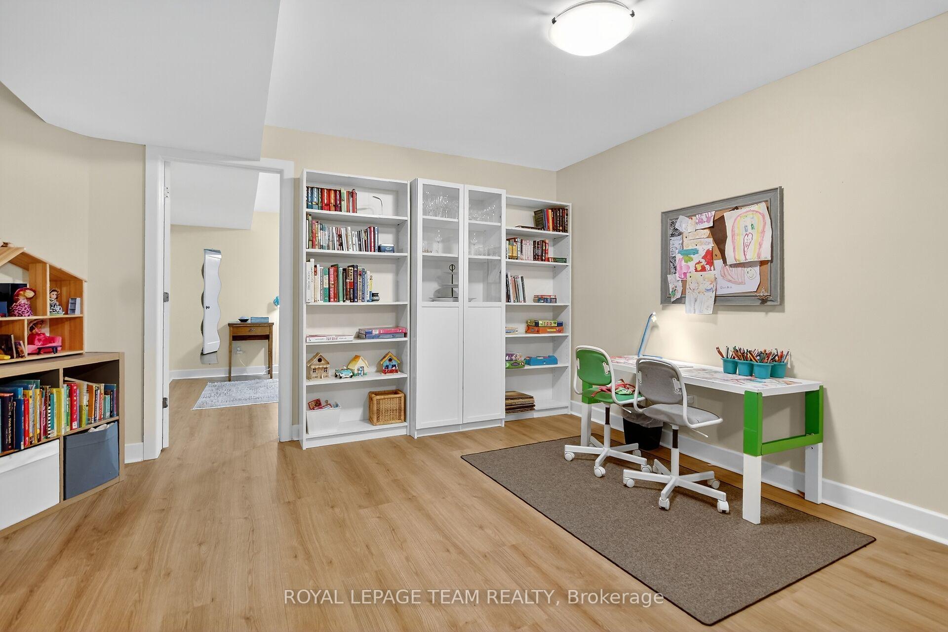 Photo 33 of 46 Turtle Point Private, Ottawa, Kanata - Morgan's Grant/South March — HOMEH