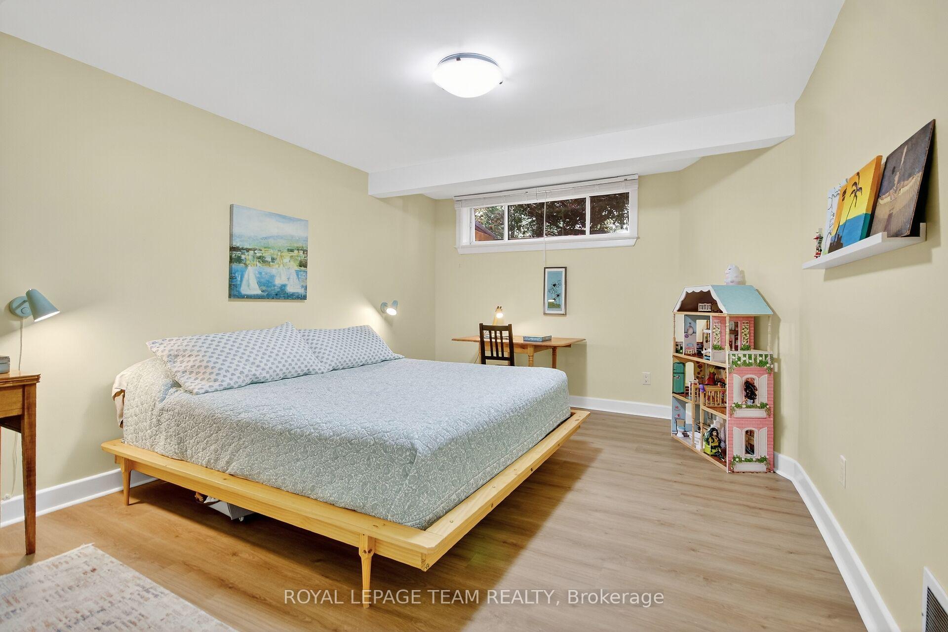 Photo 34 of 46 Turtle Point Private, Ottawa, Kanata - Morgan's Grant/South March — HOMEH