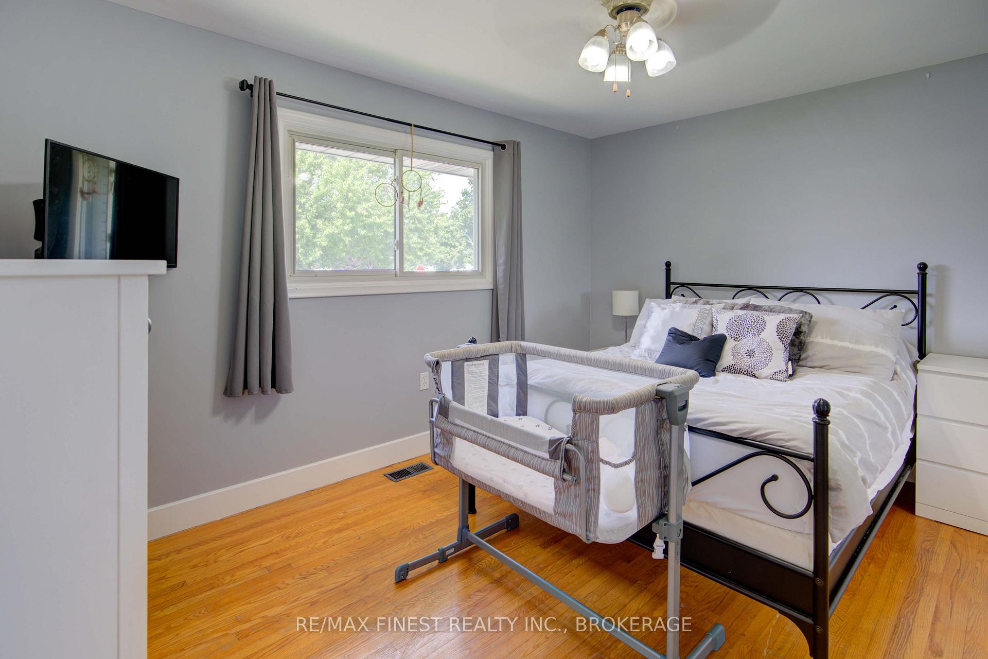 Photo 22 of 87 Oxford Crescent, Loyalist, Amherstview — HOMEH
