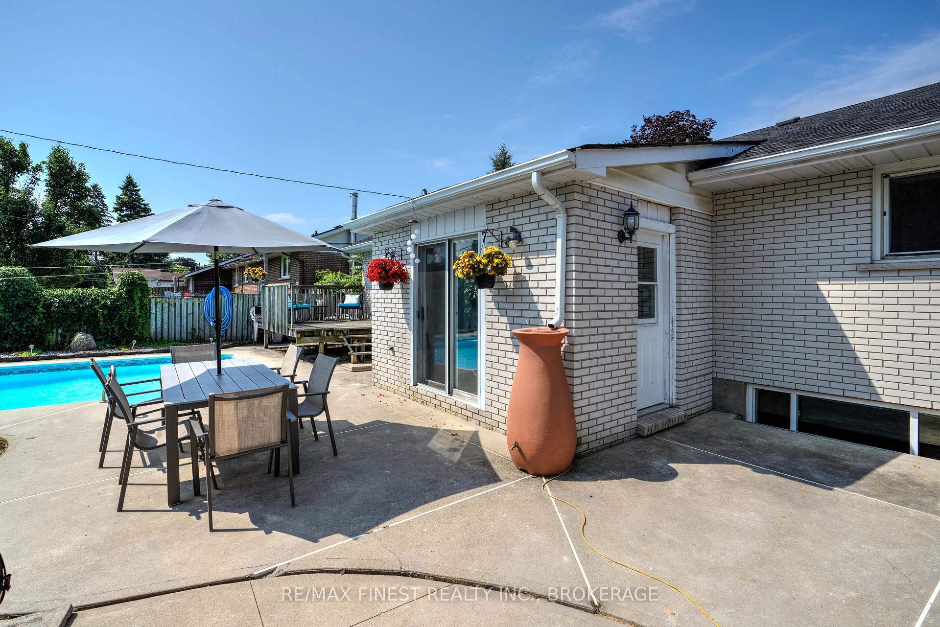 Photo 36 of 87 Oxford Crescent, Loyalist, Amherstview — HOMEH