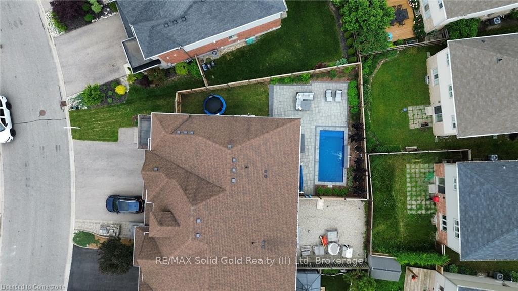 Photo 20 of 129 Coopershawk Street, Kitchener — HOMEH