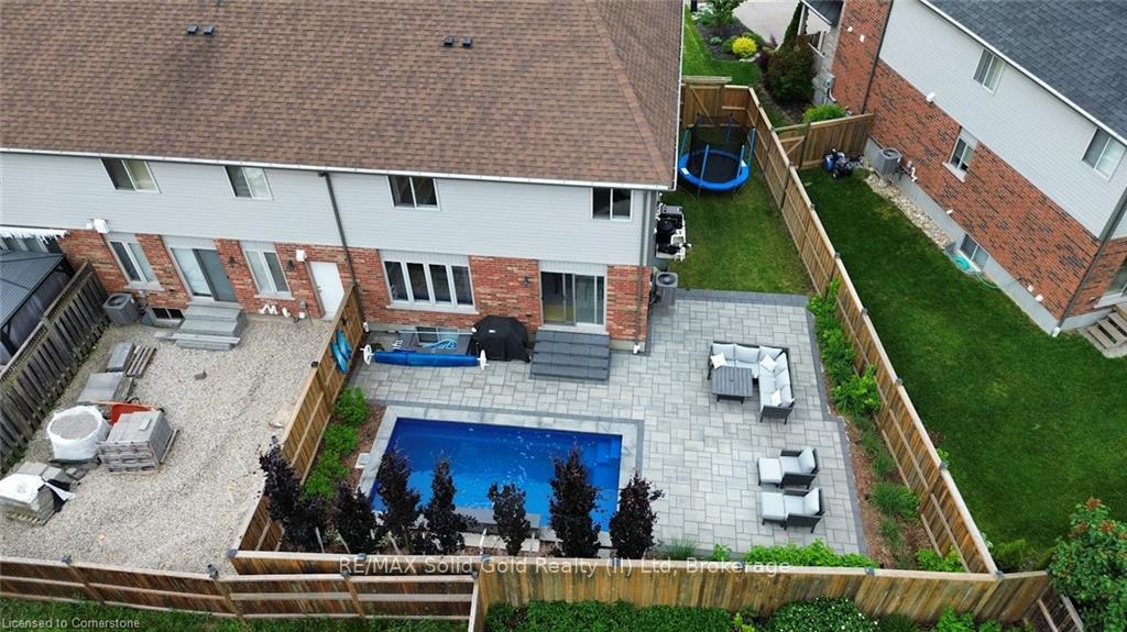 Photo 23 of 129 Coopershawk Street, Kitchener — HOMEH