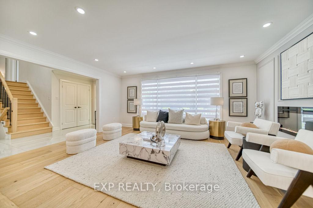 Photo 8 of 11 Lillian Avenue, Markham, Thornhill — HOMEH