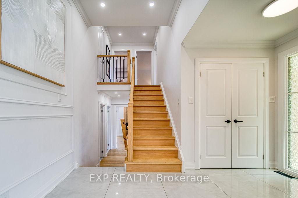 Photo 15 of 11 Lillian Avenue, Markham, Thornhill — HOMEH