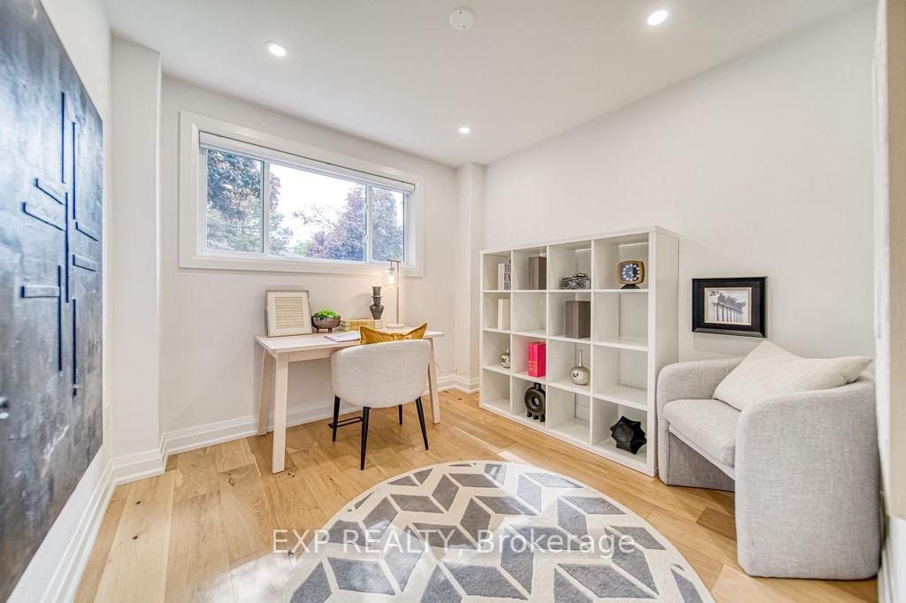 Photo 23 of 11 Lillian Avenue, Markham, Thornhill — HOMEH