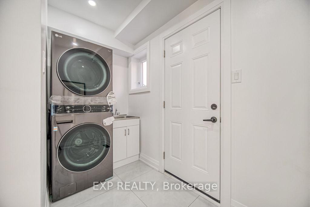 Photo 27 of 11 Lillian Avenue, Markham, Thornhill — HOMEH