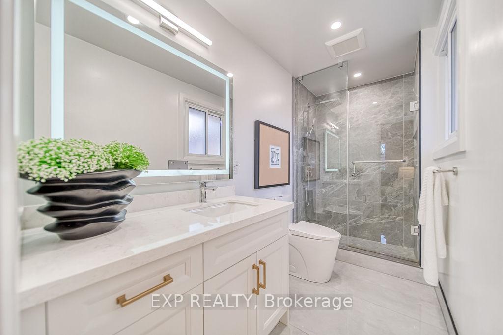 Photo 33 of 11 Lillian Avenue, Markham, Thornhill — HOMEH