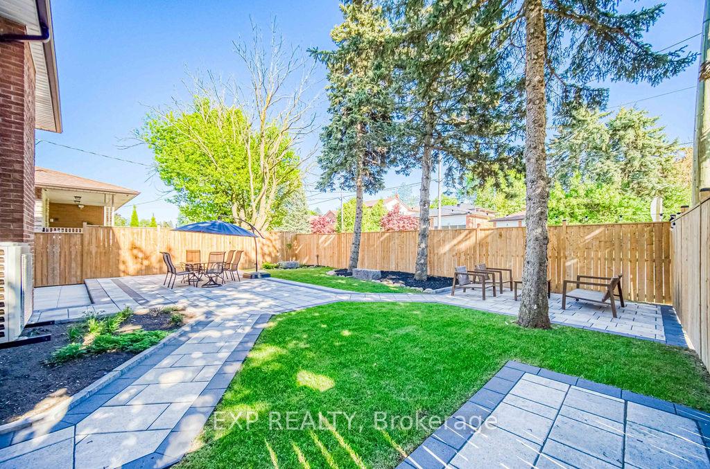 Photo 48 of 11 Lillian Avenue, Markham, Thornhill — HOMEH