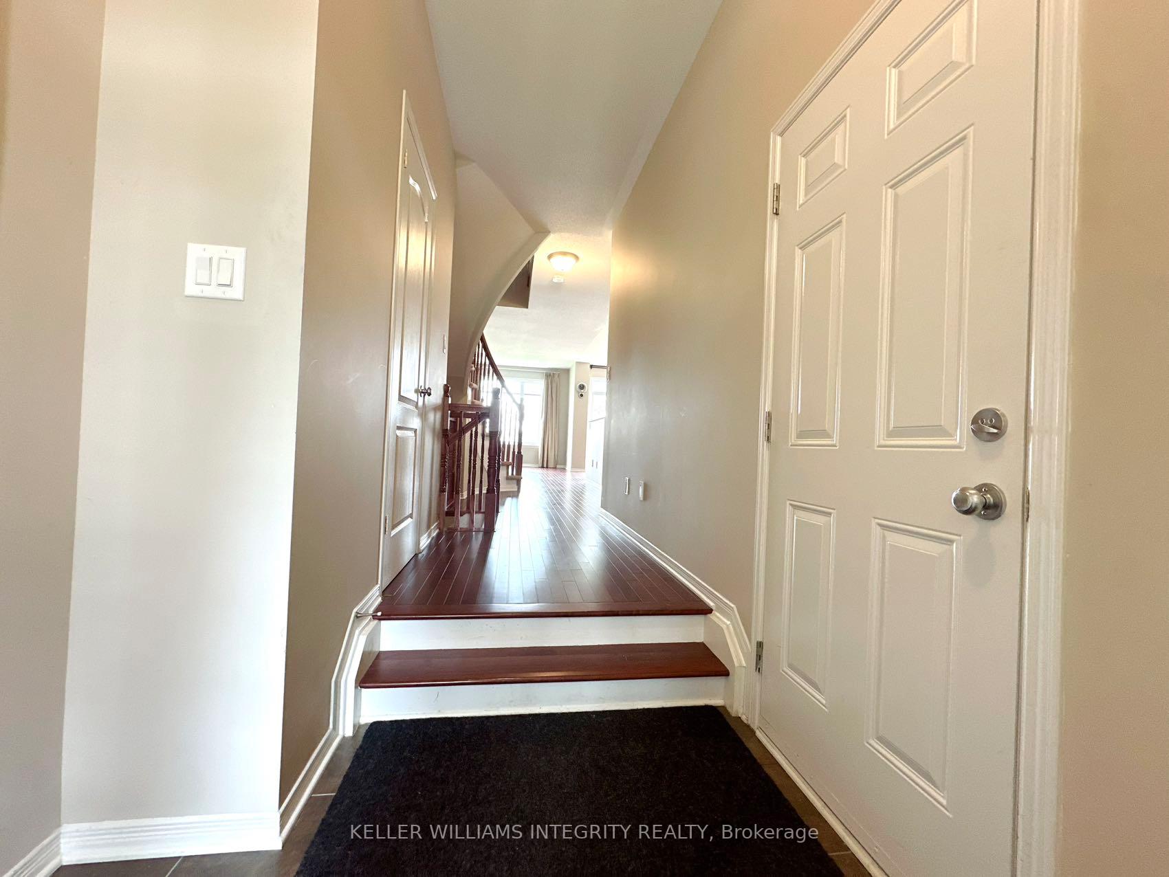 Photo 3 of 298 Badgeley Avenue, Ottawa, Kanata - Kanata Lakes/Heritage Hills — HOMEH