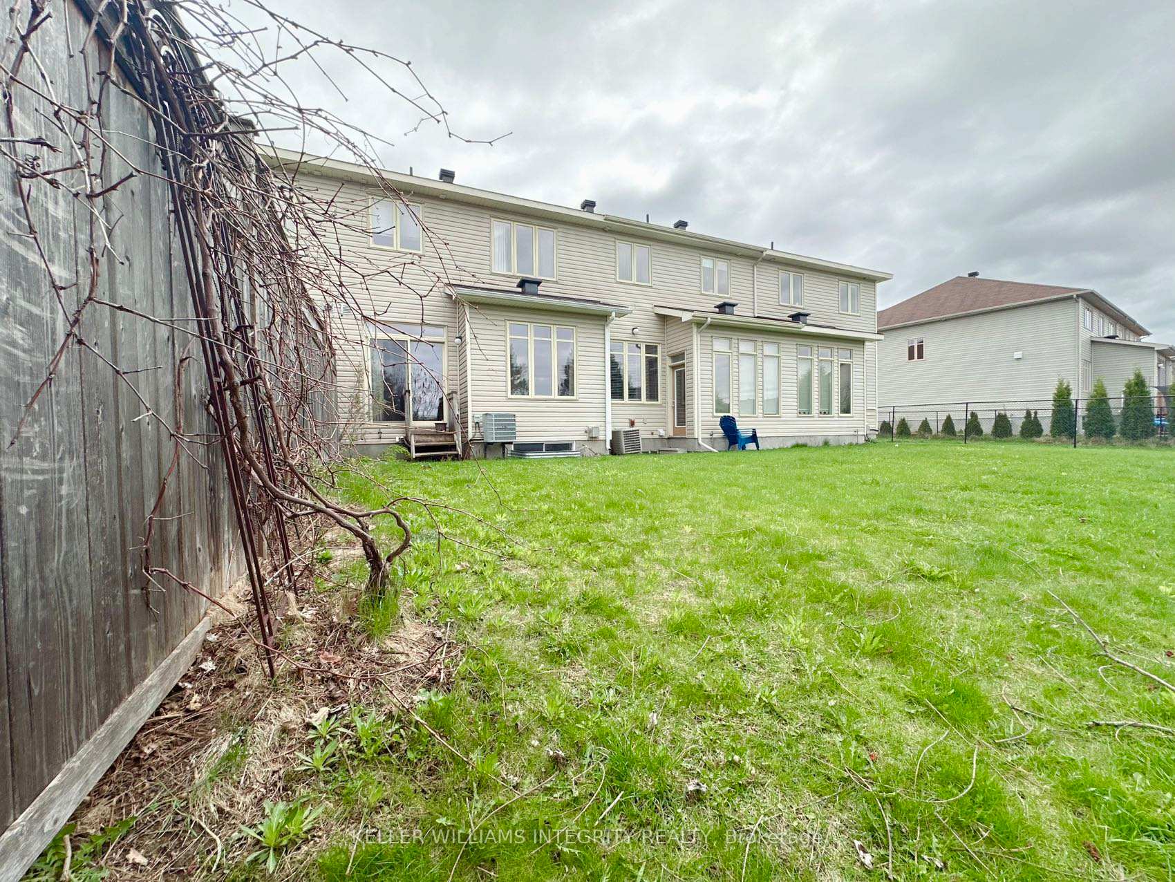 Photo 23 of 298 Badgeley Avenue, Ottawa, Kanata - Kanata Lakes/Heritage Hills — HOMEH
