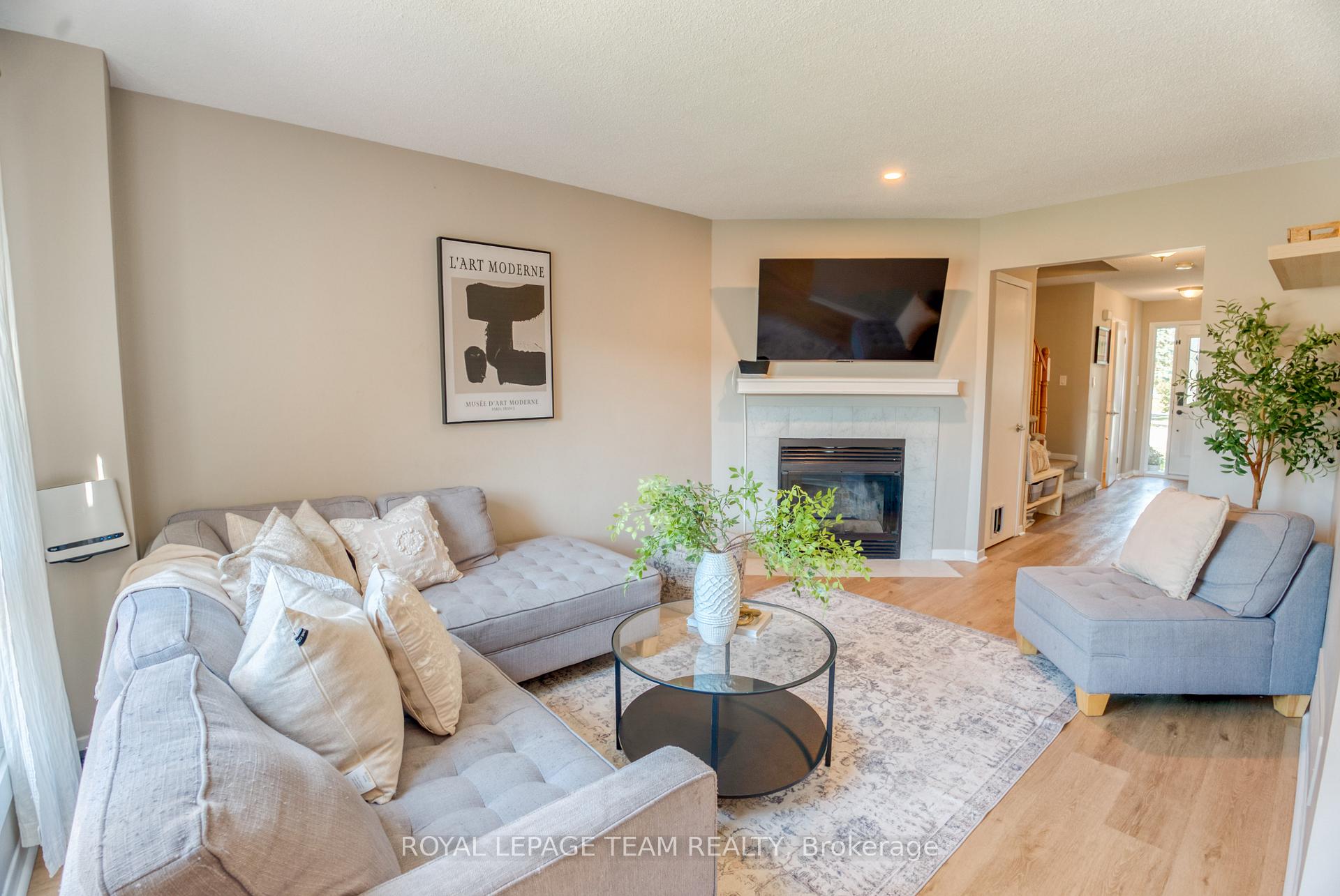 Photo 6 of 3 Springtree Place, Ottawa, Kanata - Bridlewood — HOMEH