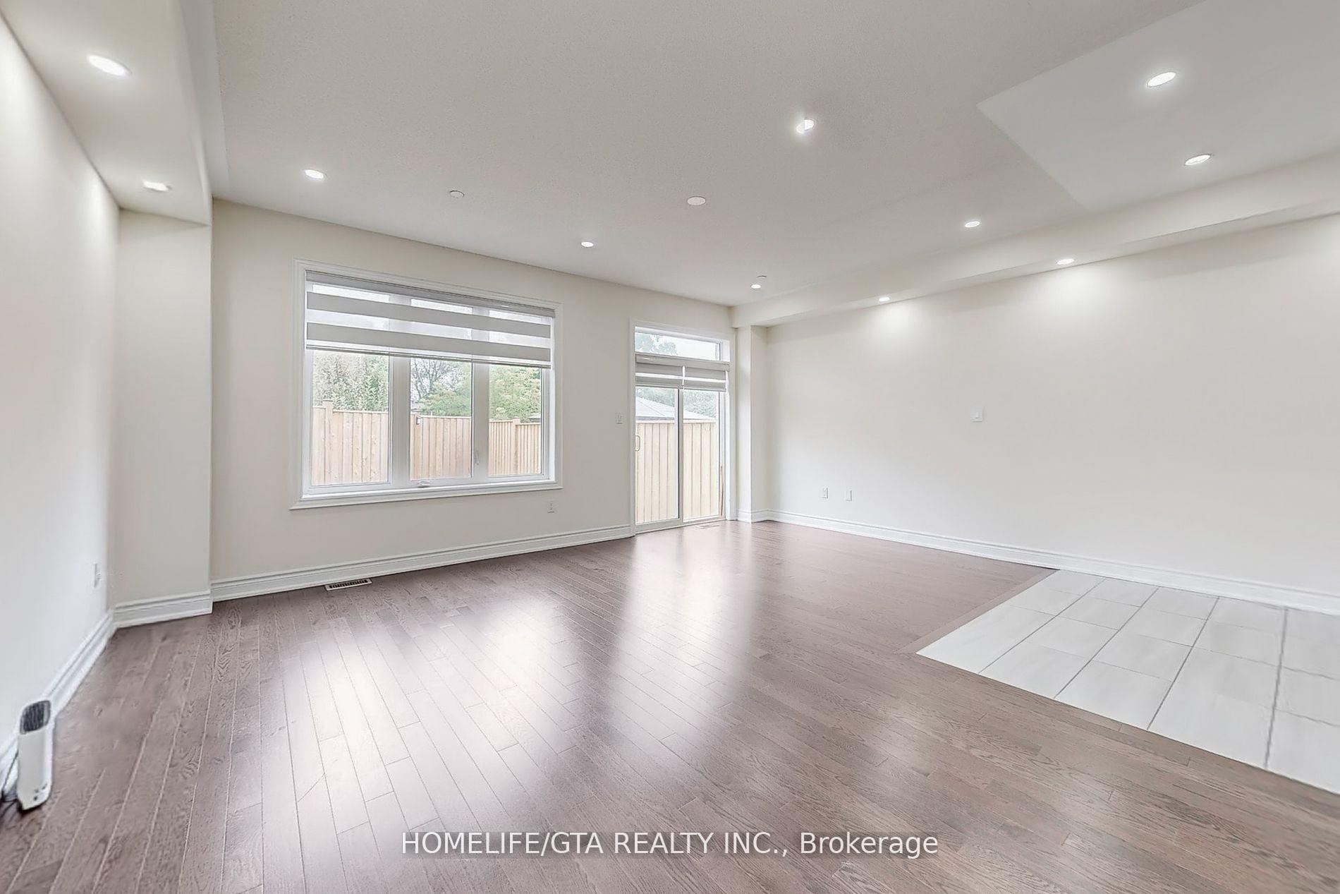 Photo 4 of 47 Erintol Way, Markham, Cedarwood — HOMEH