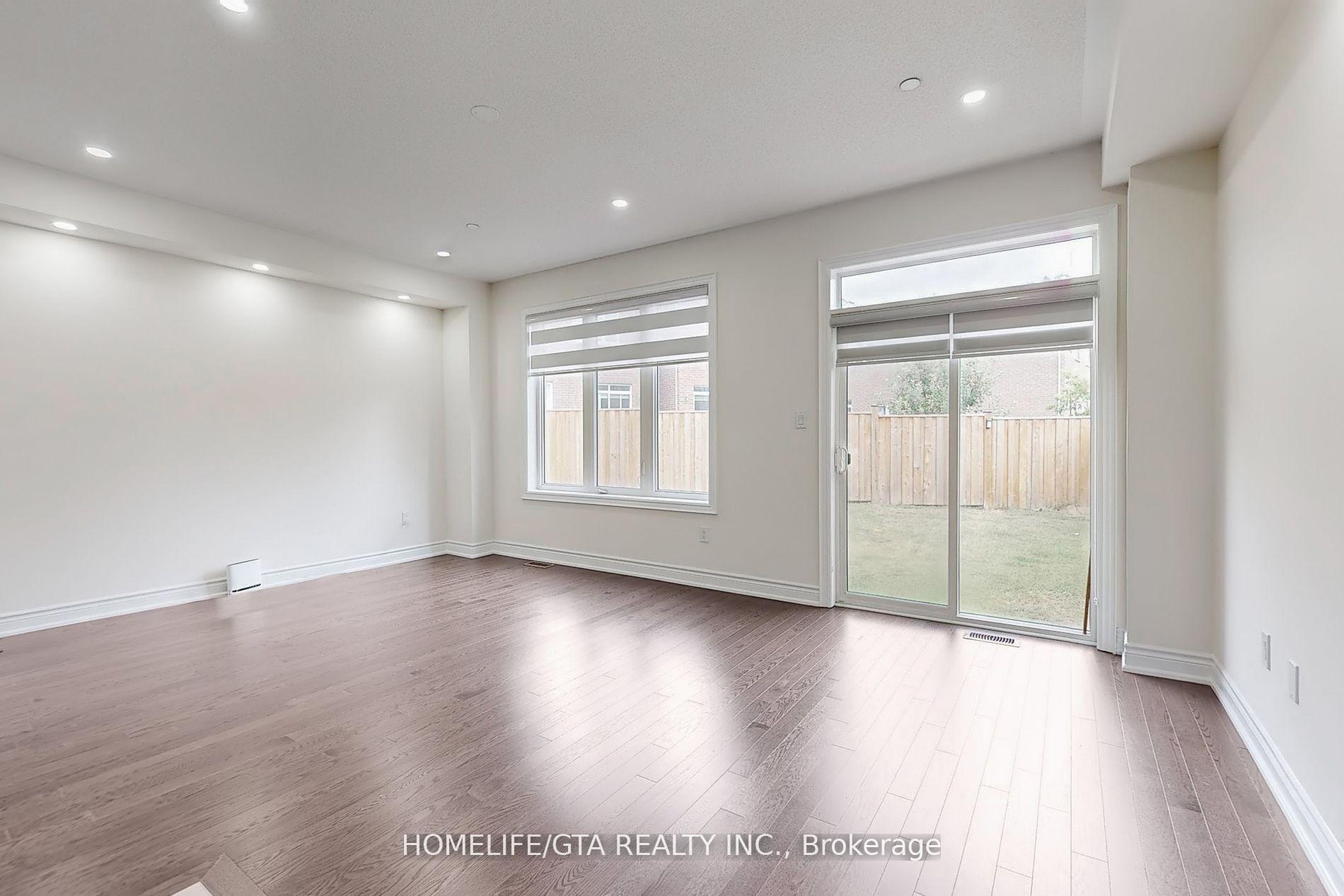 Photo 5 of 47 Erintol Way, Markham, Cedarwood — HOMEH