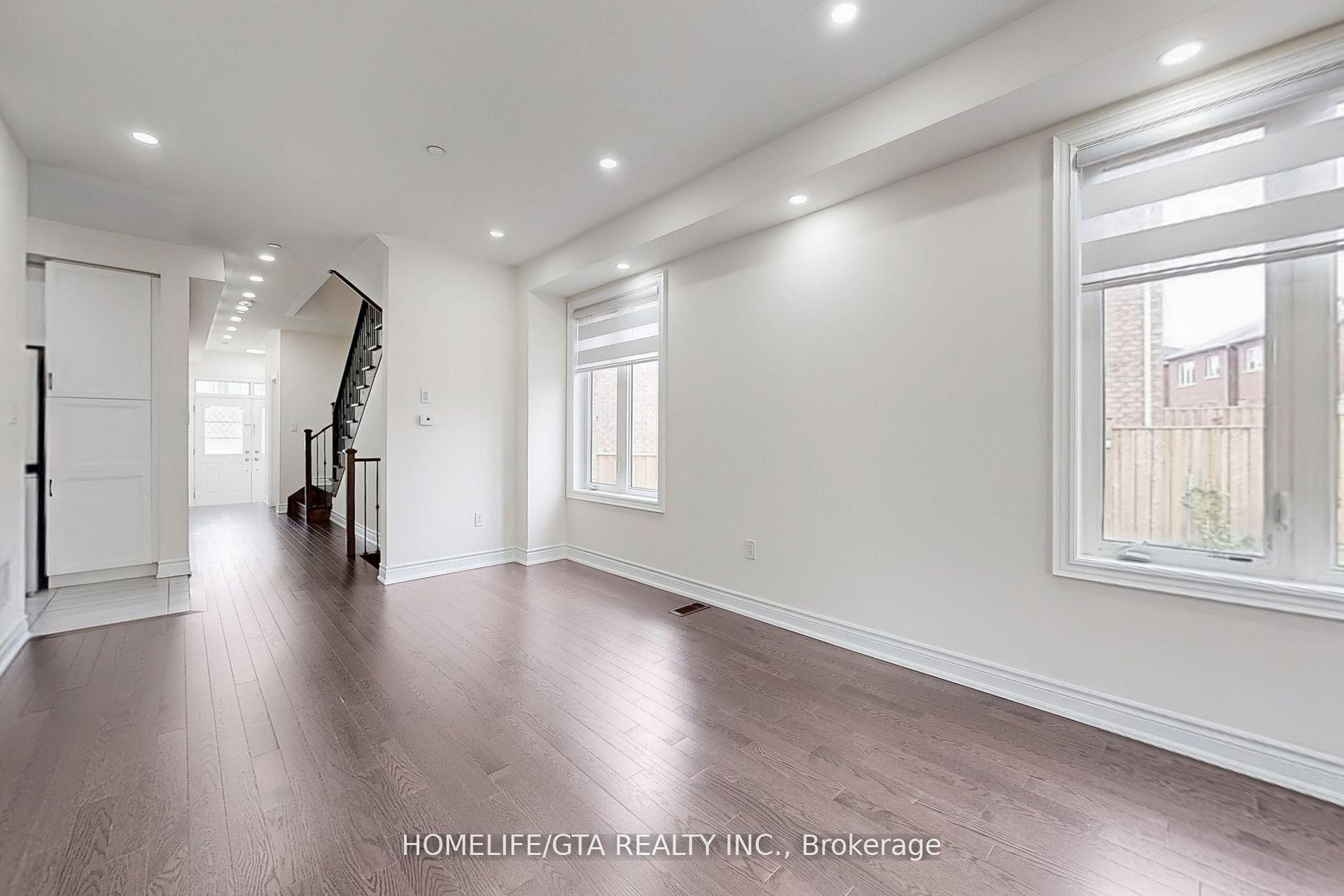 Photo 8 of 47 Erintol Way, Markham, Cedarwood — HOMEH
