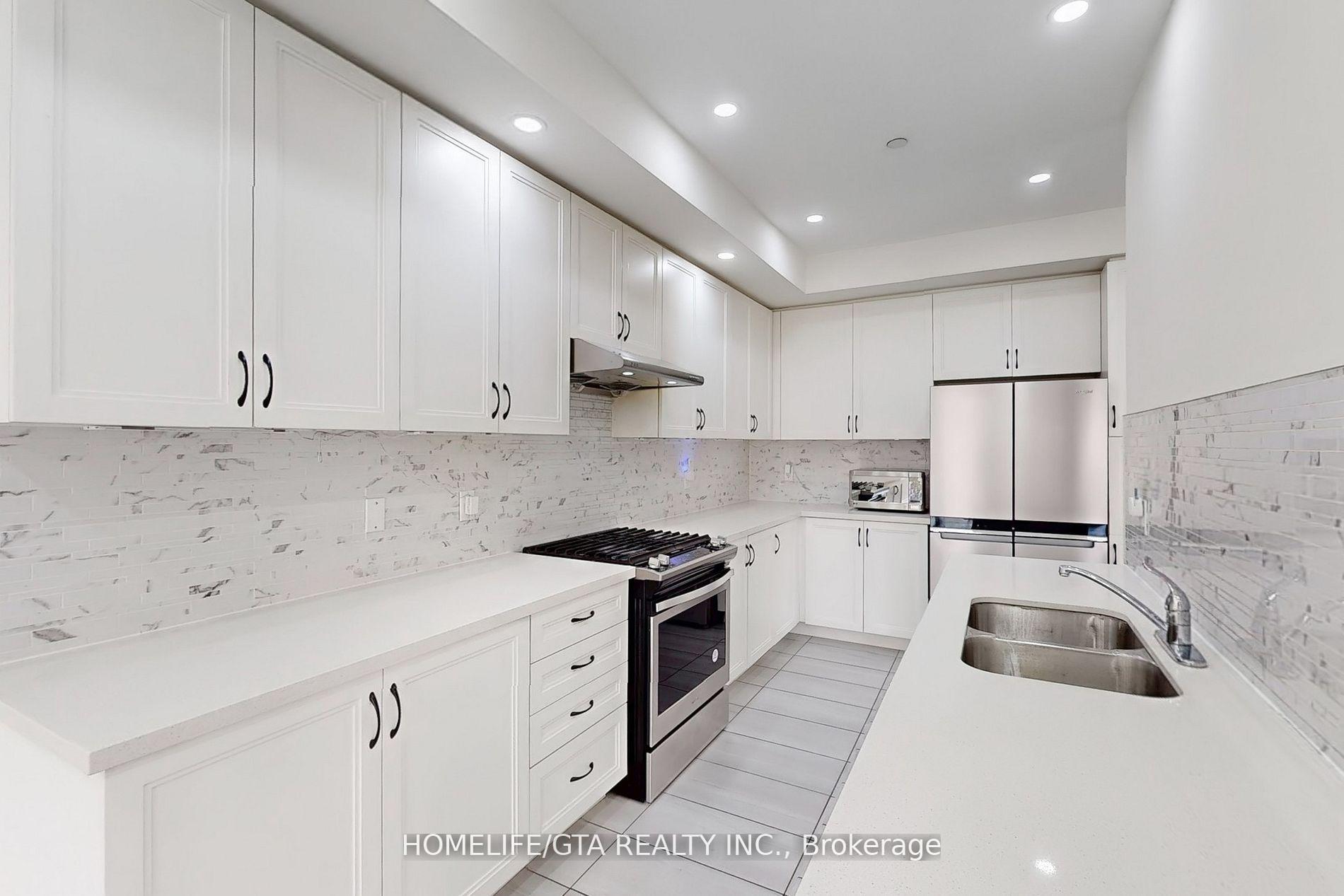 Photo 10 of 47 Erintol Way, Markham, Cedarwood — HOMEH