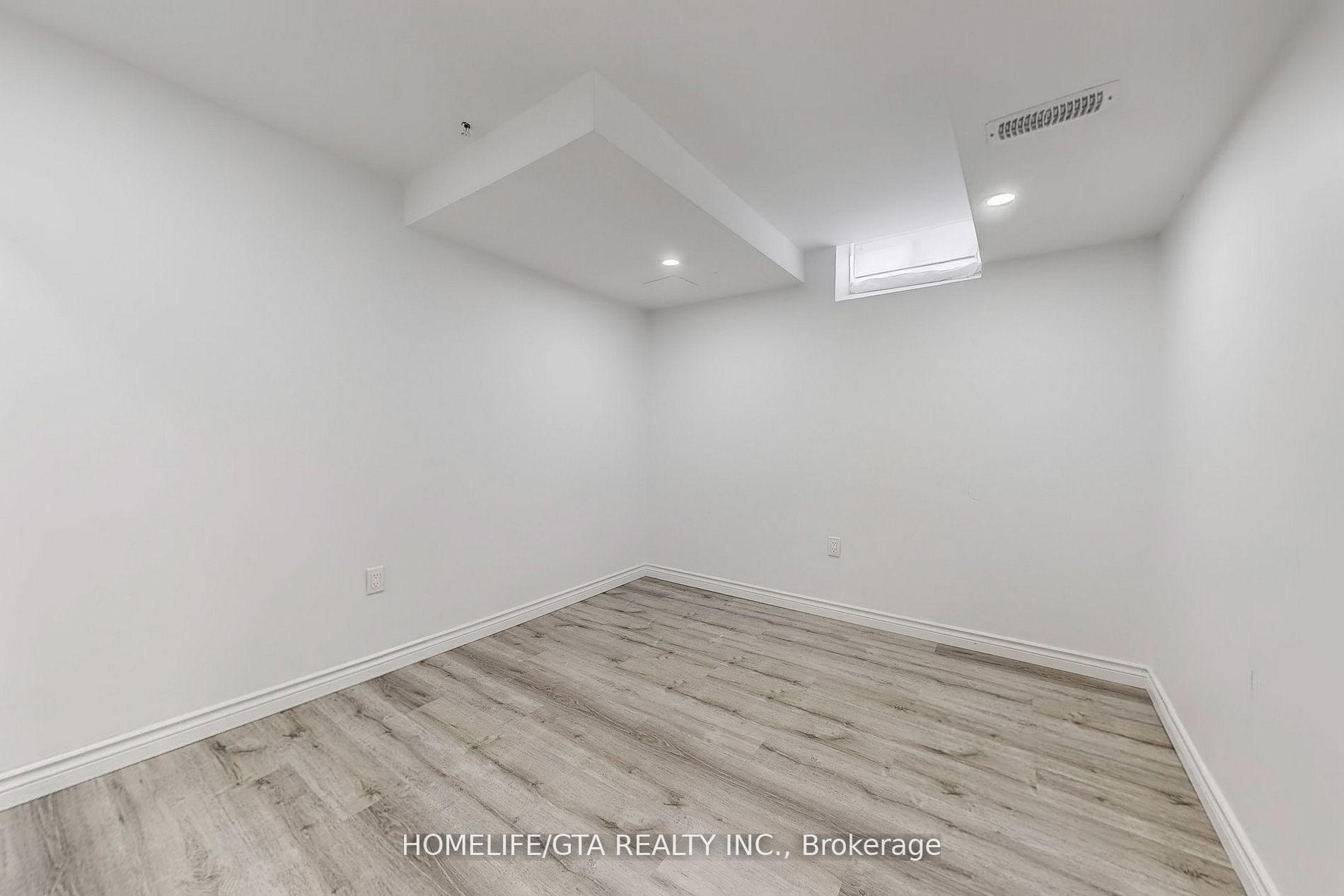 Photo 34 of 47 Erintol Way, Markham, Cedarwood — HOMEH