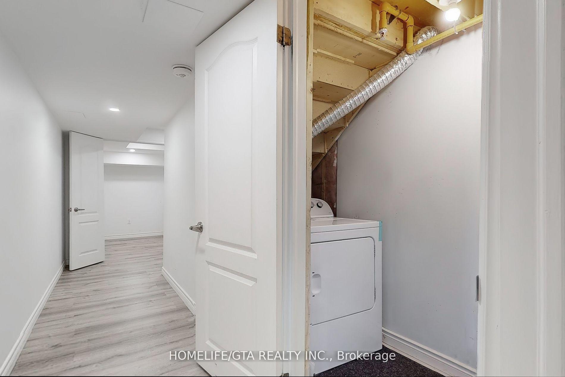 Photo 38 of 47 Erintol Way, Markham, Cedarwood — HOMEH