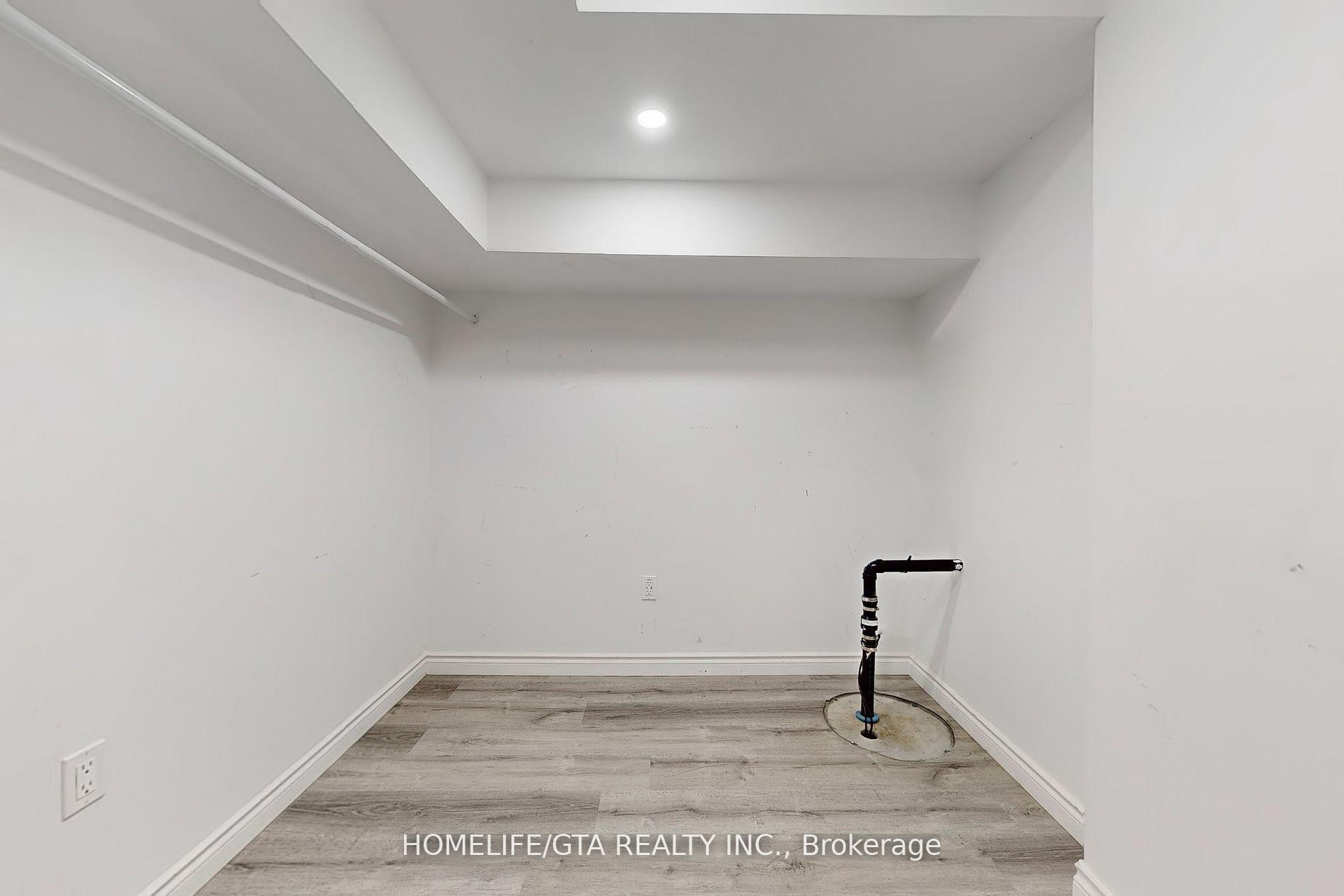 Photo 39 of 47 Erintol Way, Markham, Cedarwood — HOMEH