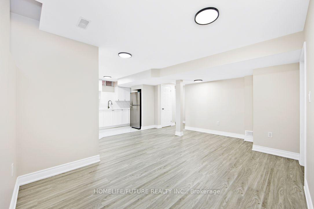Photo 4 of Unit Bsmt, 90 Greenspire Avenue, Markham, Wismer — HOMEH