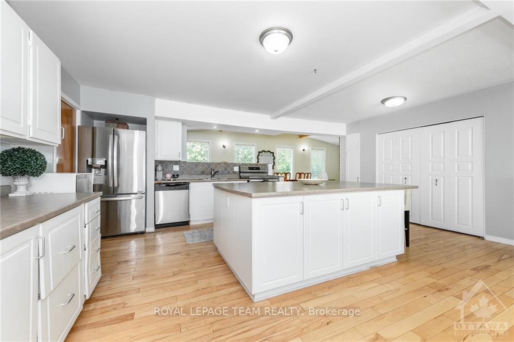Photo 3 of 1133 Jean Park Road, Ottawa, Manotick Long Island & Nicholls Island — HOMEH