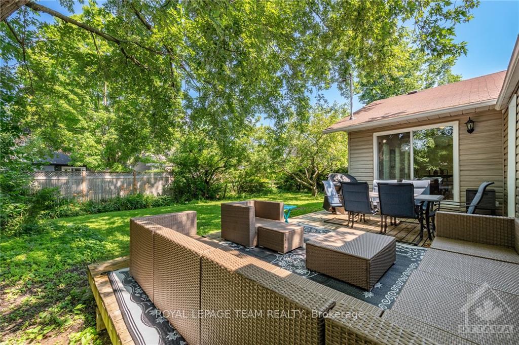 Photo 10 of 1133 Jean Park Road, Ottawa, Manotick Long Island & Nicholls Island — HOMEH