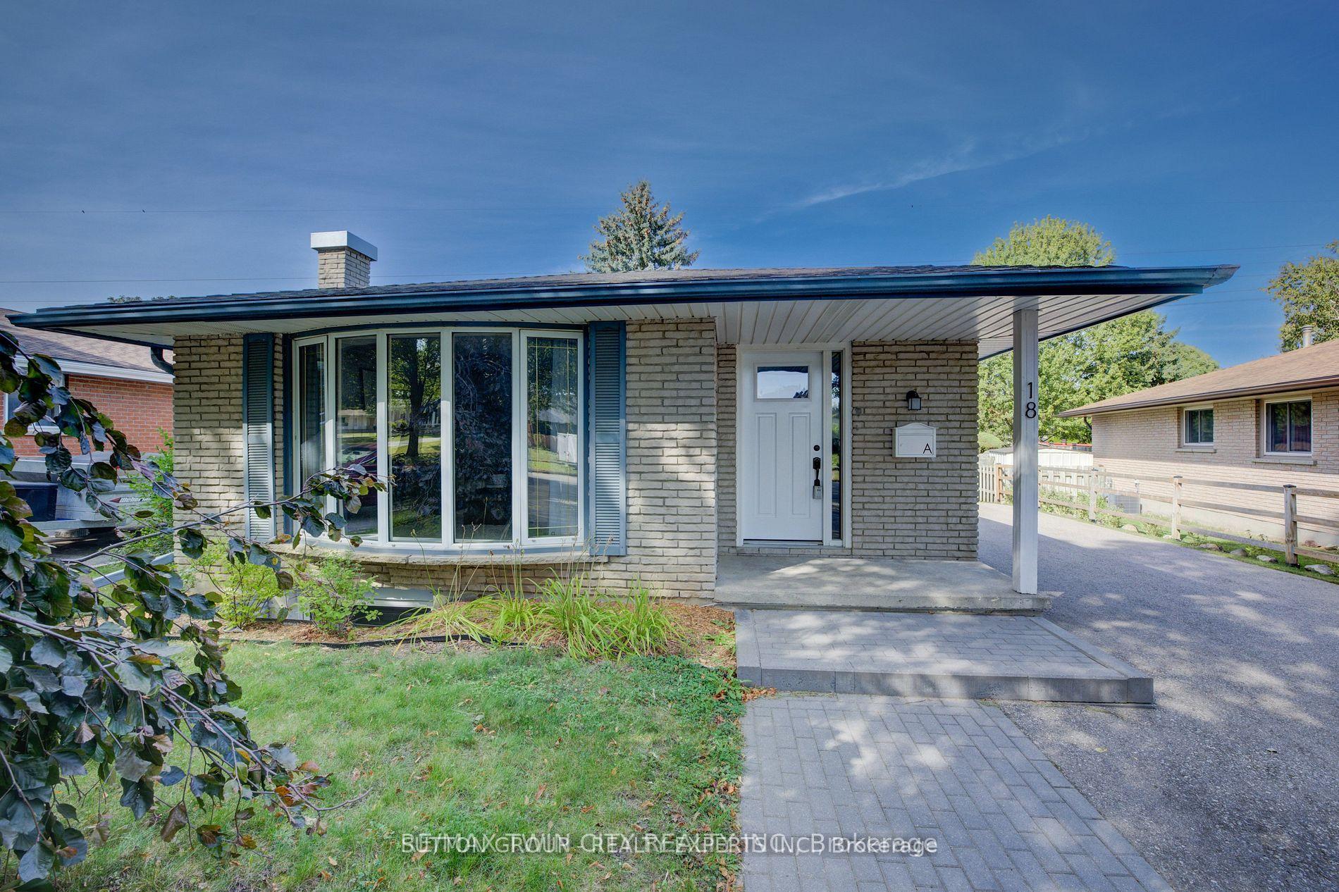 Front of Unit Upper, 18 Jay Court