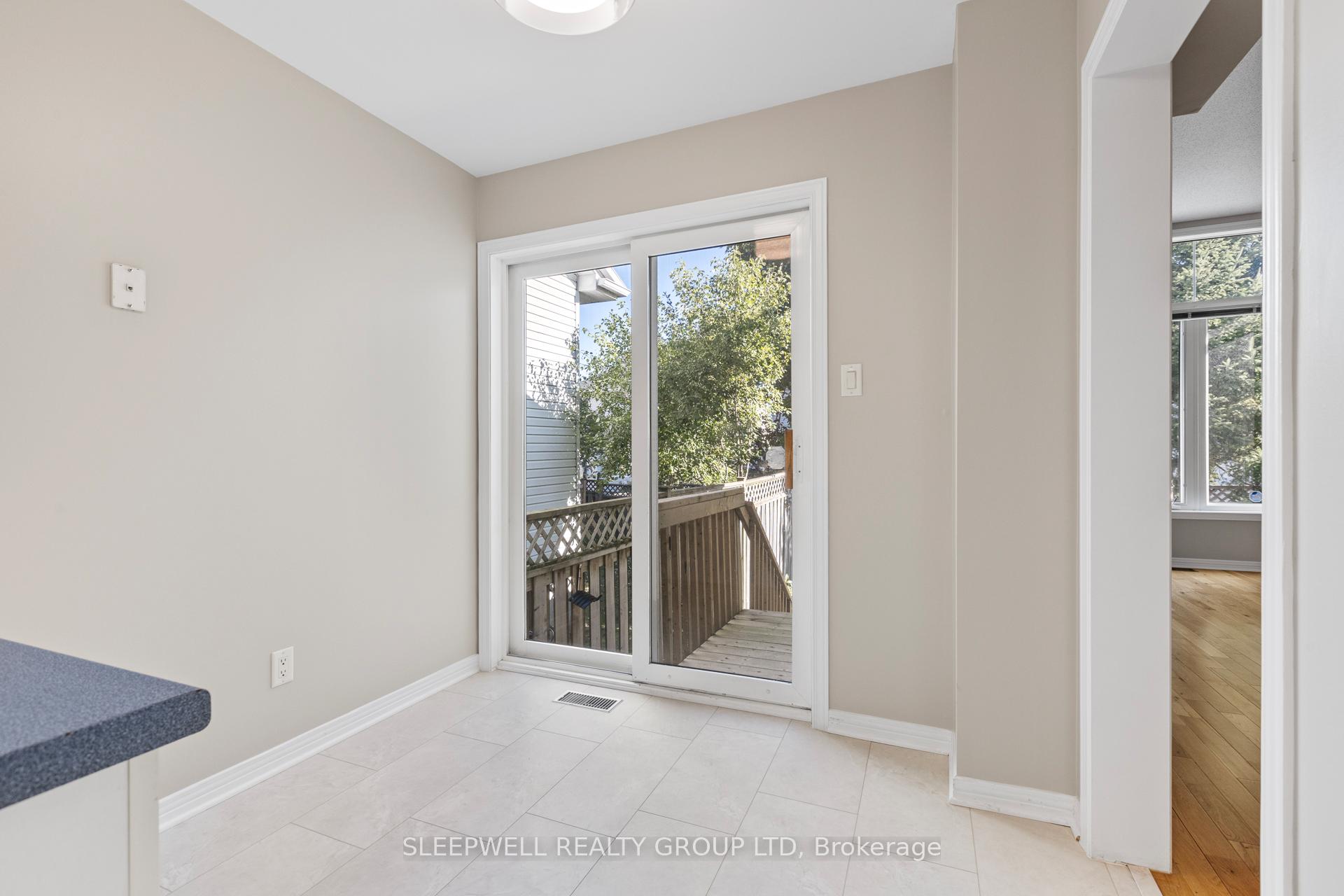 Photo 14 of 41 Kettleby Street, Ottawa, Kanata - Beaverbrook — HOMEH