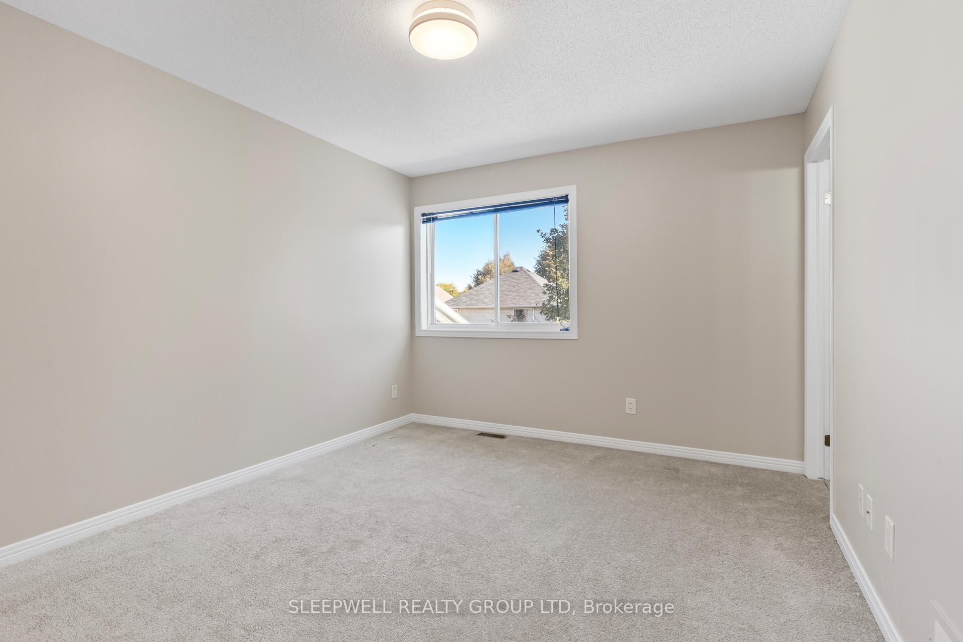 Photo 22 of 41 Kettleby Street, Ottawa, Kanata - Beaverbrook — HOMEH