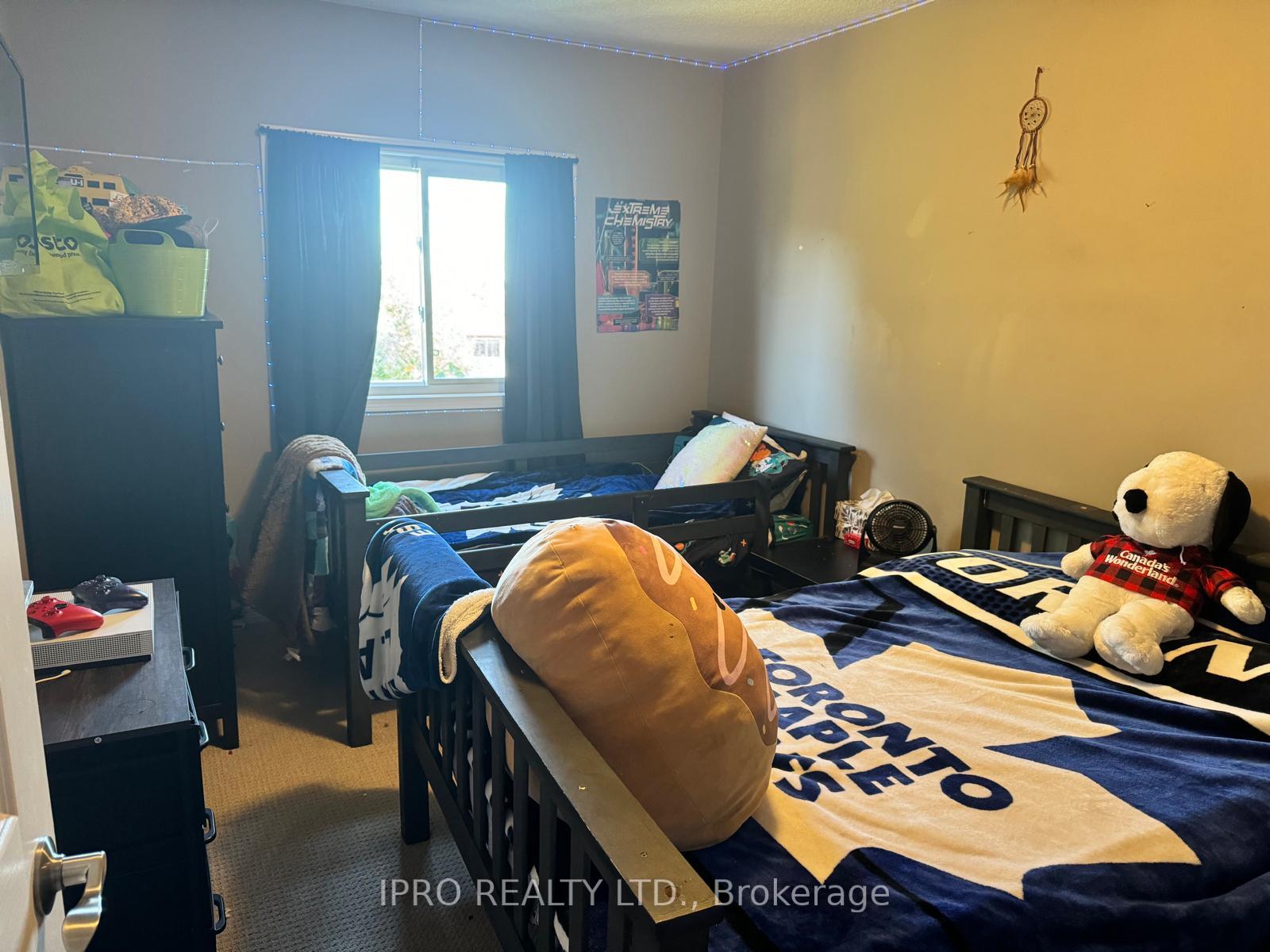Photo 6 of 152 Windale Crescent, Kitchener — HOMEH