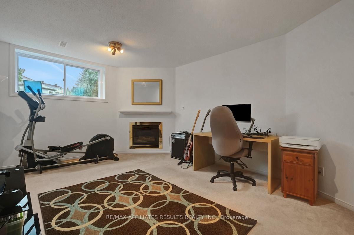 Photo 35 of 97 Flowertree Crescent, Ottawa, Kanata - Emerald Meadows/Trailwest — HOMEH