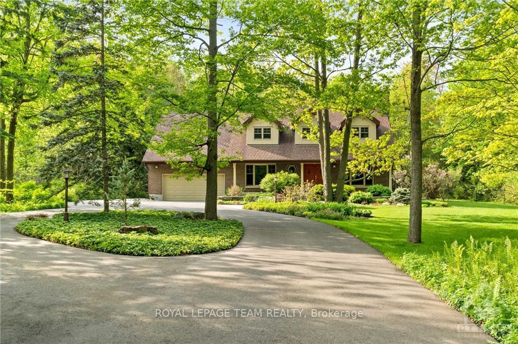 Photo 2 of 5527 Cedar Drive, Ottawa, Manotick East to Manotick Station — HOMEH