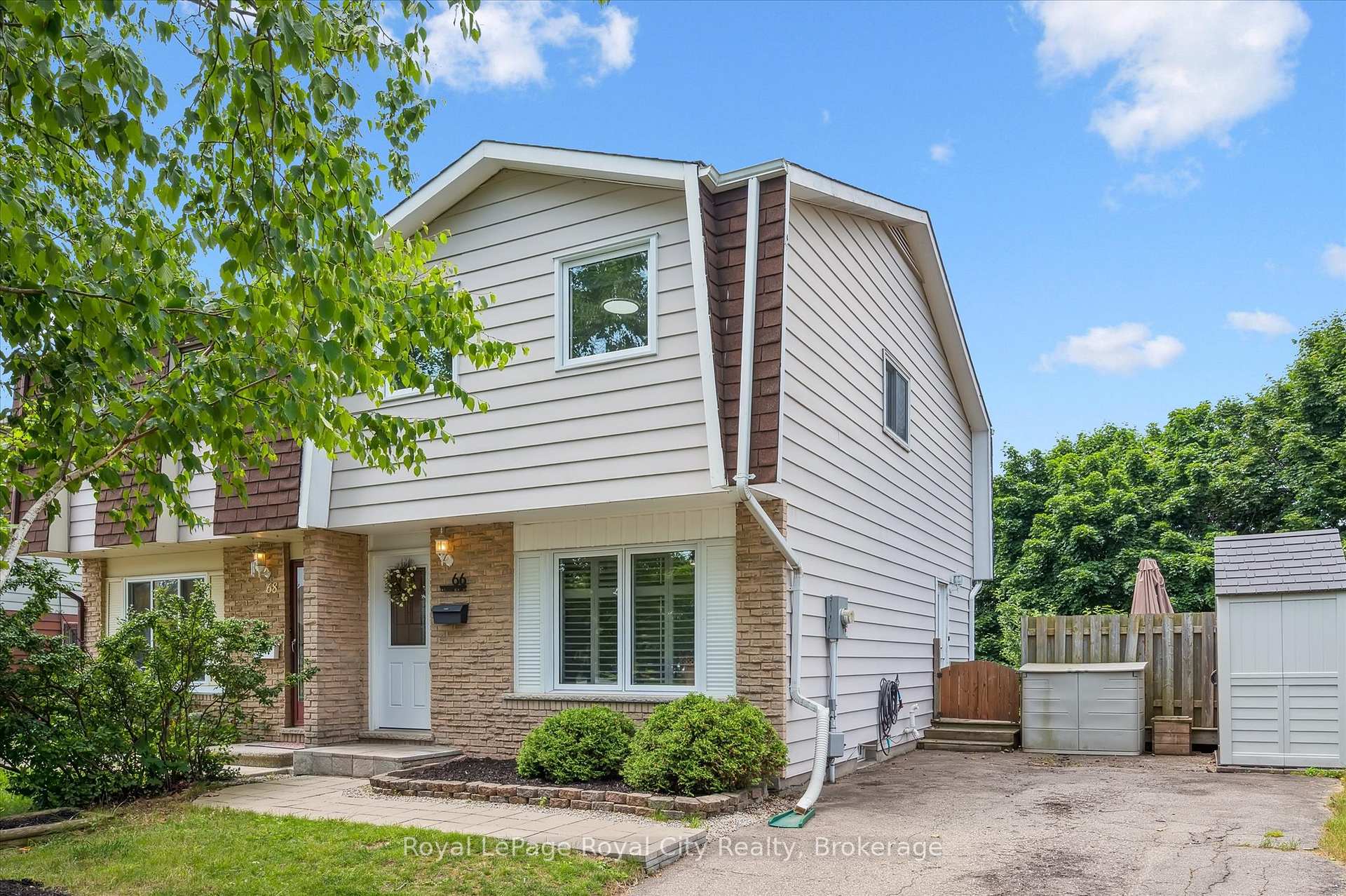 Photo 2 of 66 Cluthe Crescent, Kitchener — HOMEH