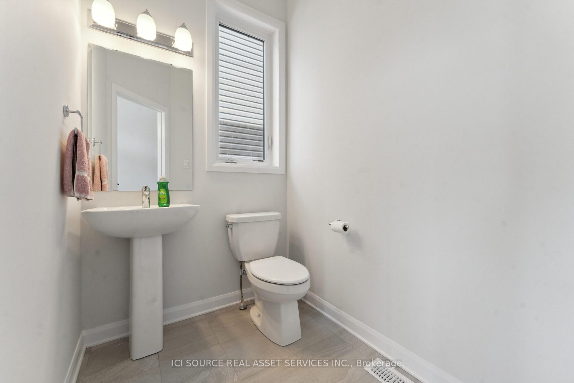 Photo 13 of Unit Main & 2nd Floor, 168 Gosling Crescent, Ottawa, Kanata - Morgan's Grant/South March — HOMEH