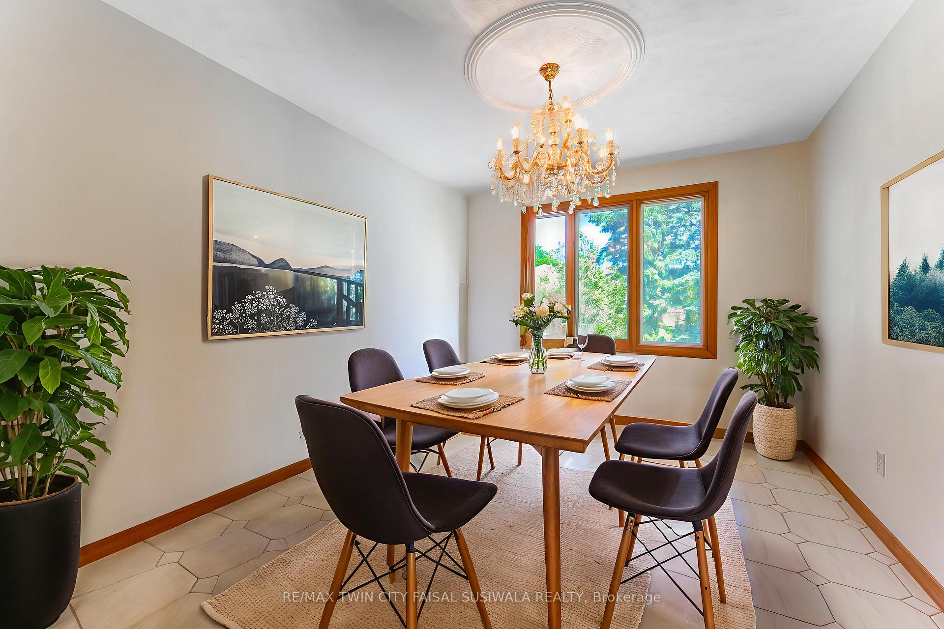 Photo 13 of 7 Dunnington Court, Kitchener — HOMEH